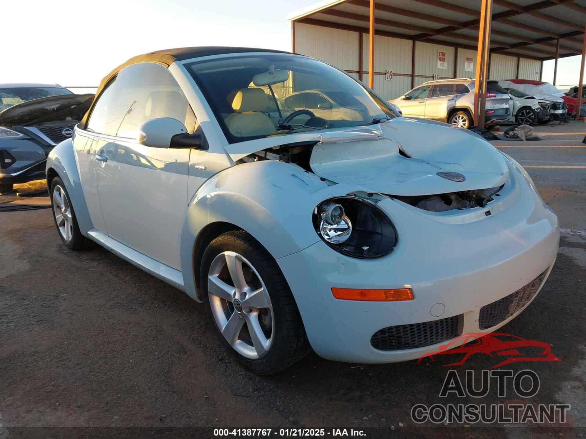 VOLKSWAGEN NEW BEETLE 2010 - 3VWRW3AL4AM005102