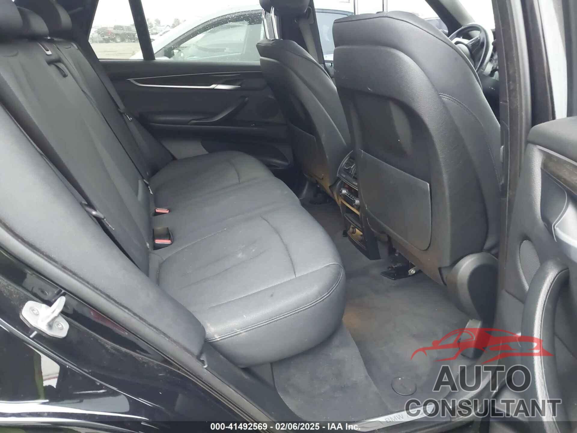 BMW X5 2018 - 5UXKR0C56J0X86666