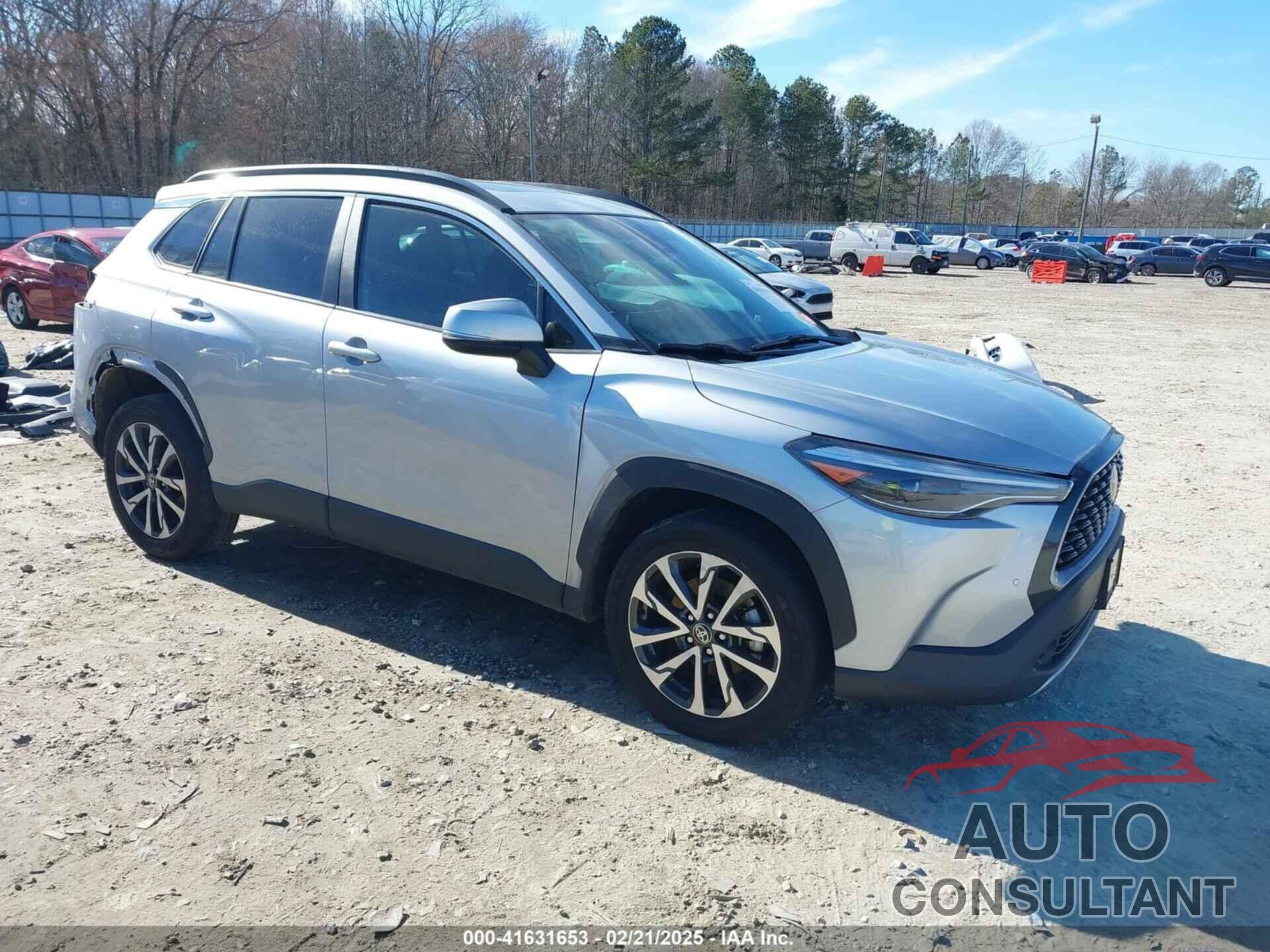 TOYOTA COROLLA CROSS 2022 - 7MUDAAAG4NV004482