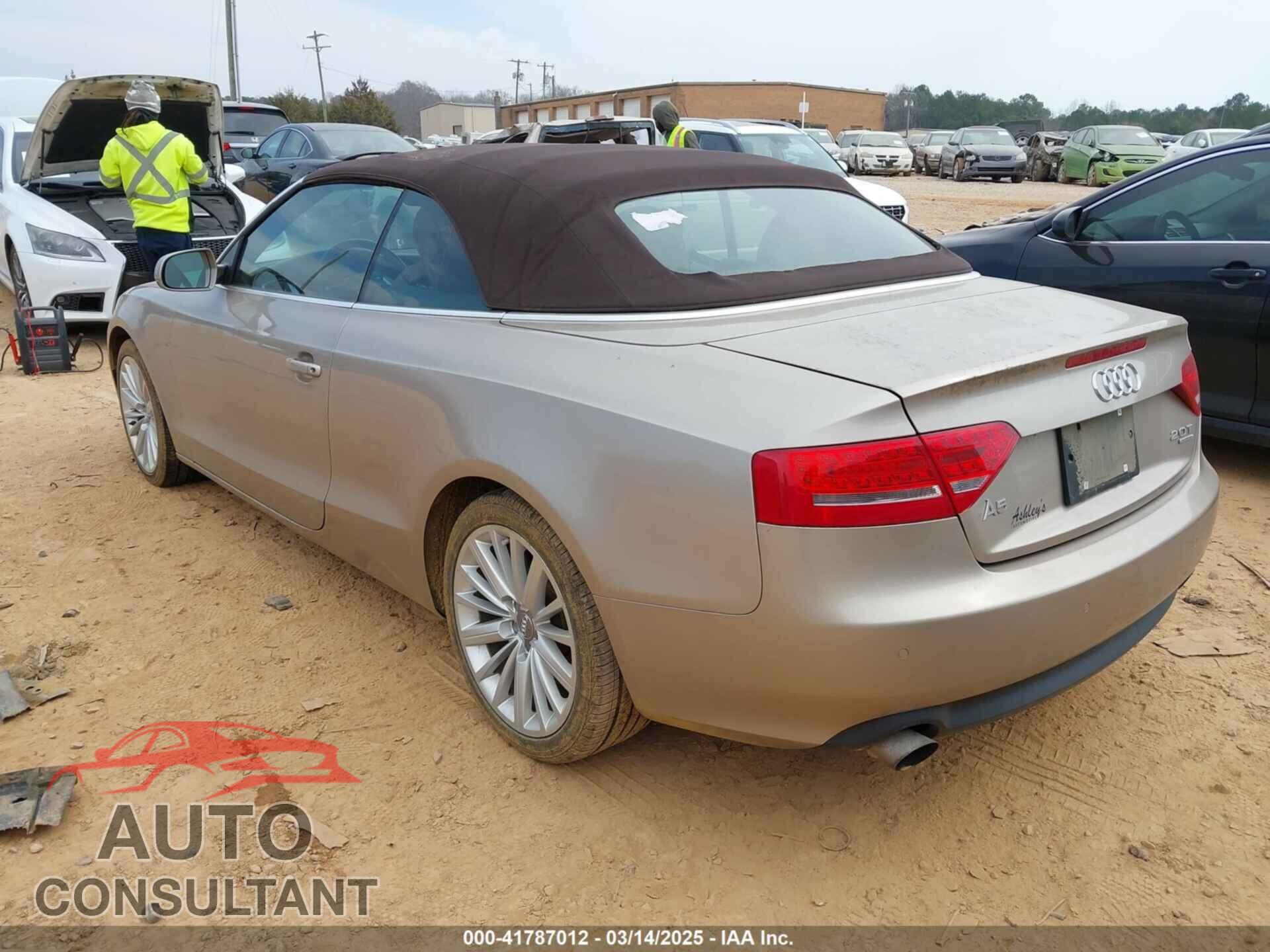 AUDI A5 2011 - WAULFAFH6BN007486