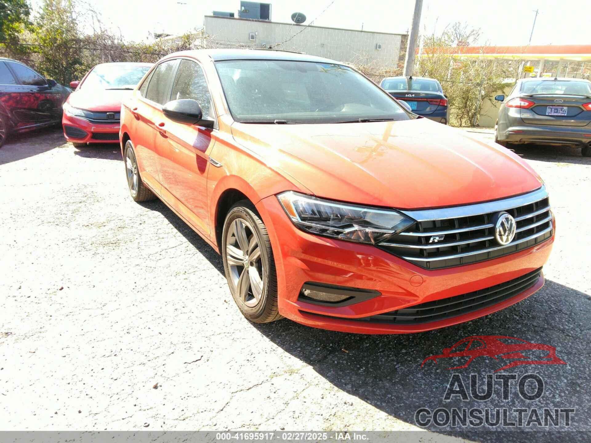 VOLKSWAGEN JETTA 2019 - 3VWC57BU2KM160126