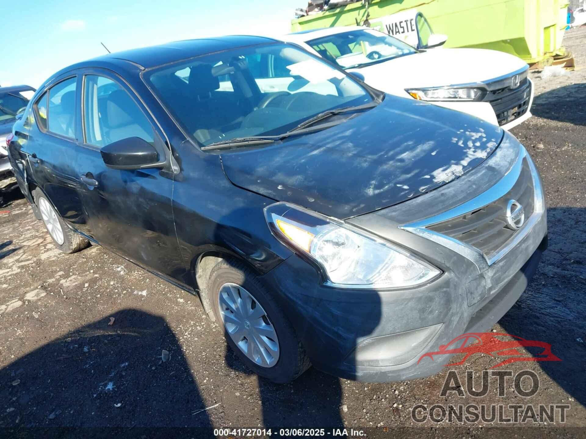 NISSAN VERSA 2018 - 3N1CN7AP1JL824647