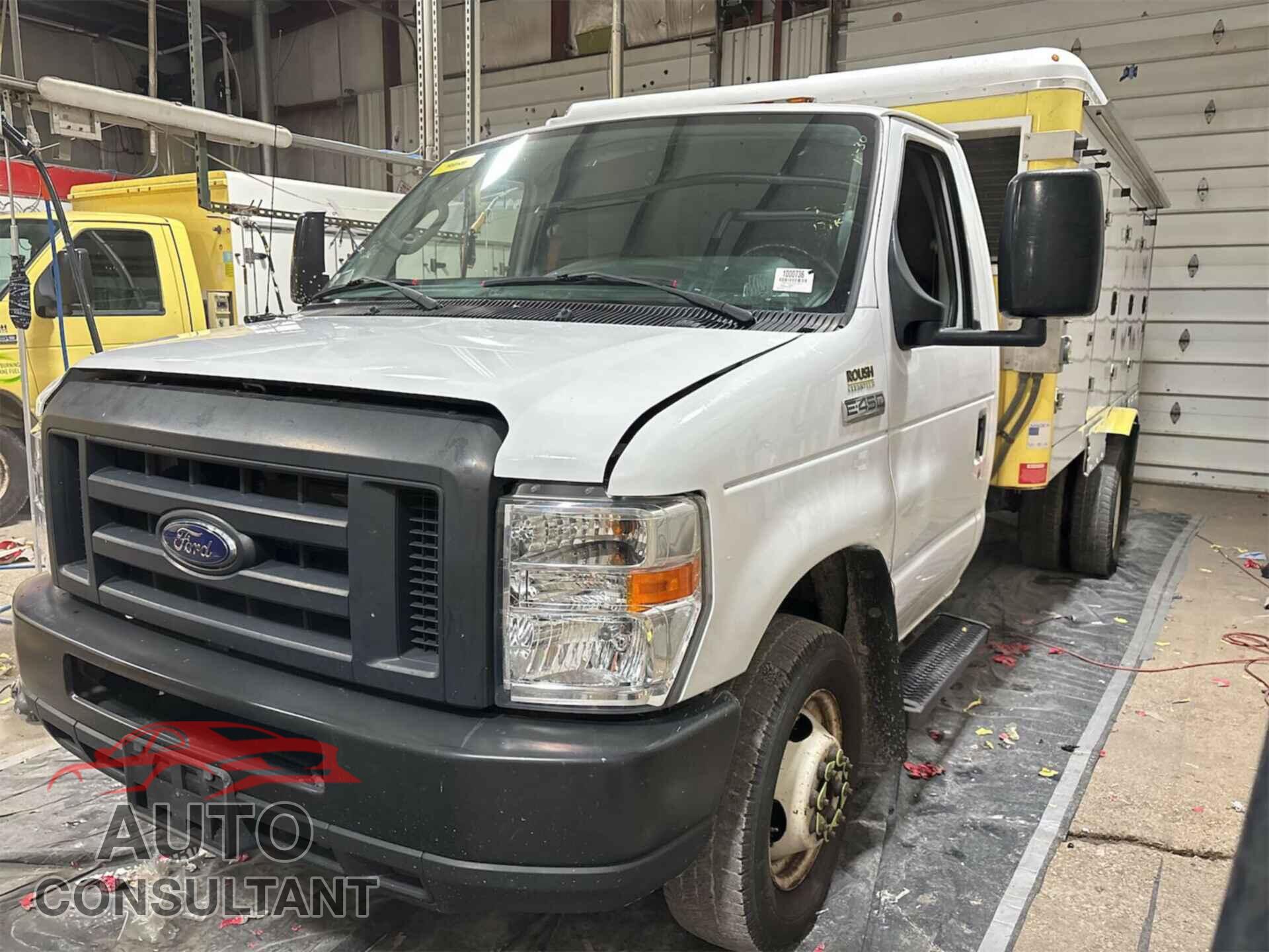 FORD ECONOLINE 2018 - 1FDXE4FS3JDC33215
