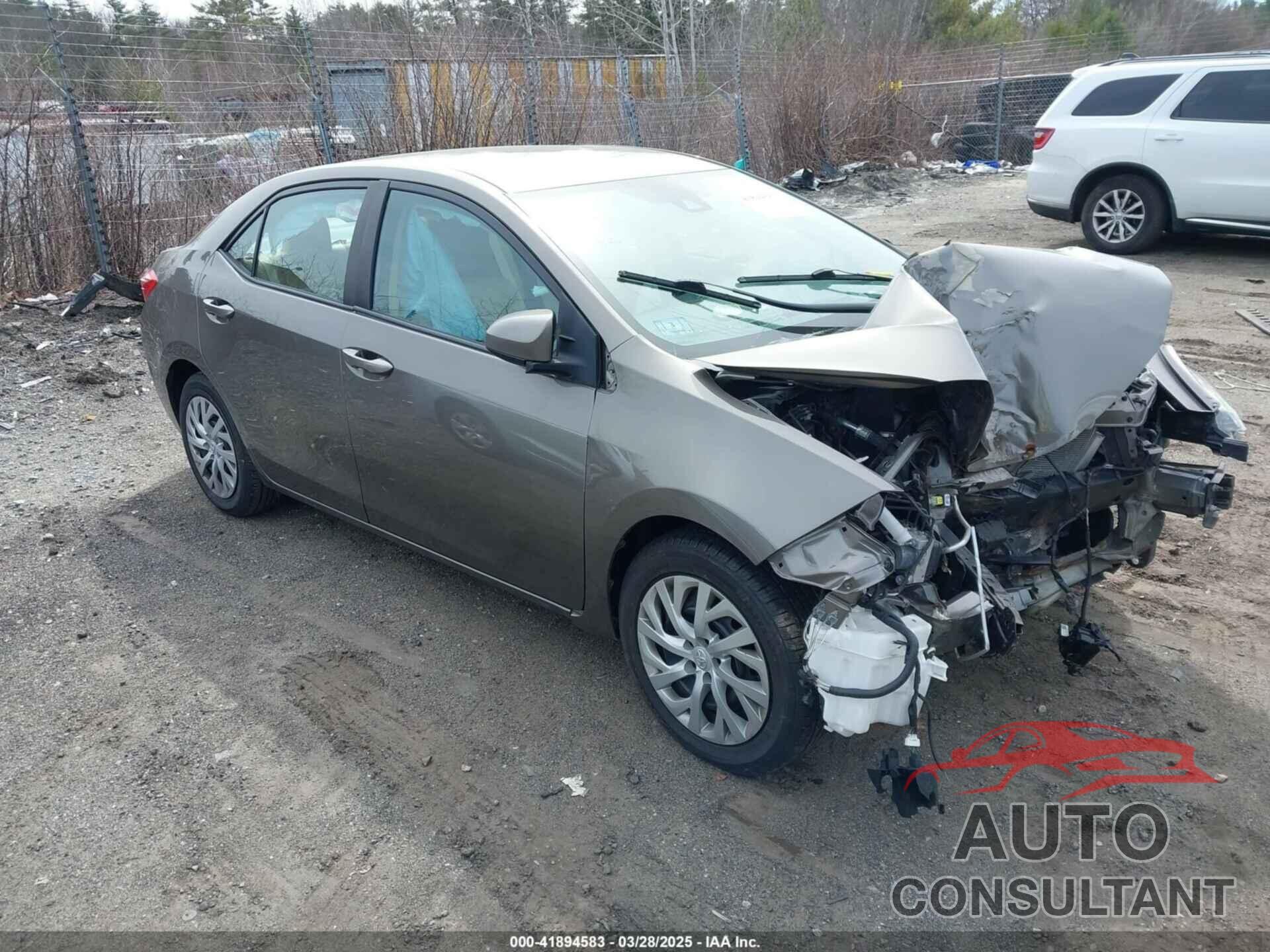 TOYOTA COROLLA 2019 - 2T1BURHE3KC136925