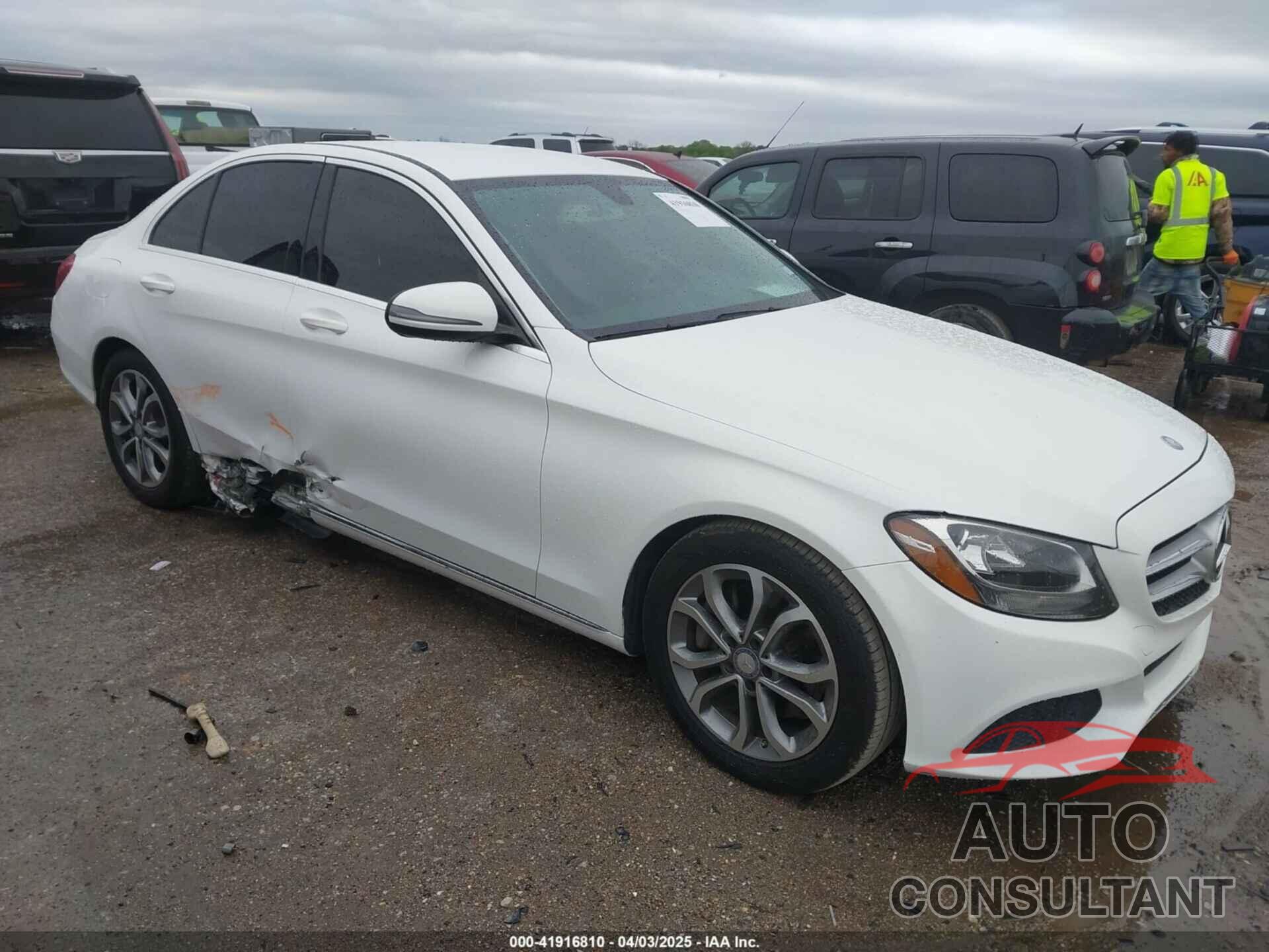 MERCEDES-BENZ C 300 2016 - 55SWF4JB2GU175800