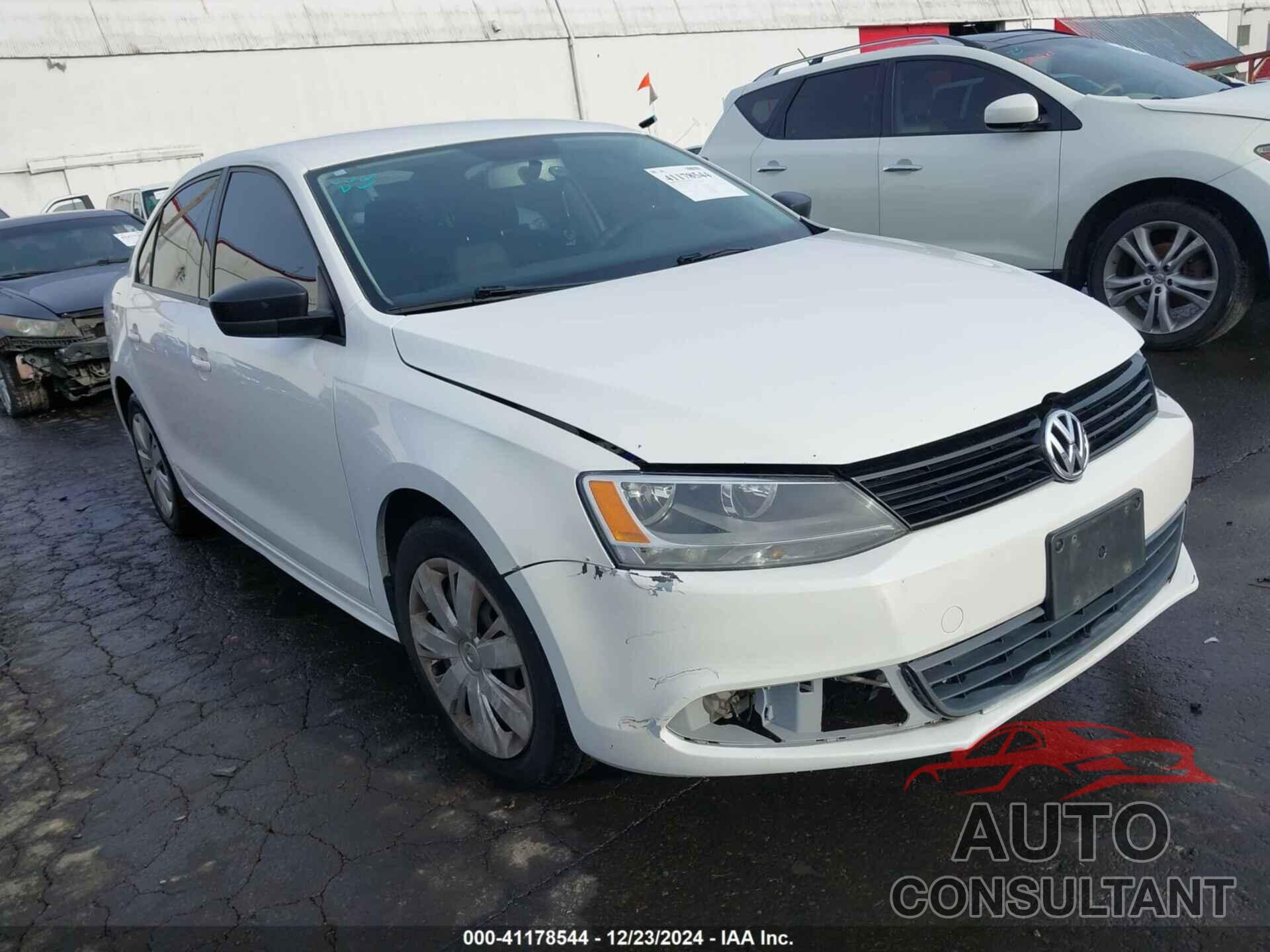 VOLKSWAGEN JETTA 2012 - 3VW2K7AJ0CM401369
