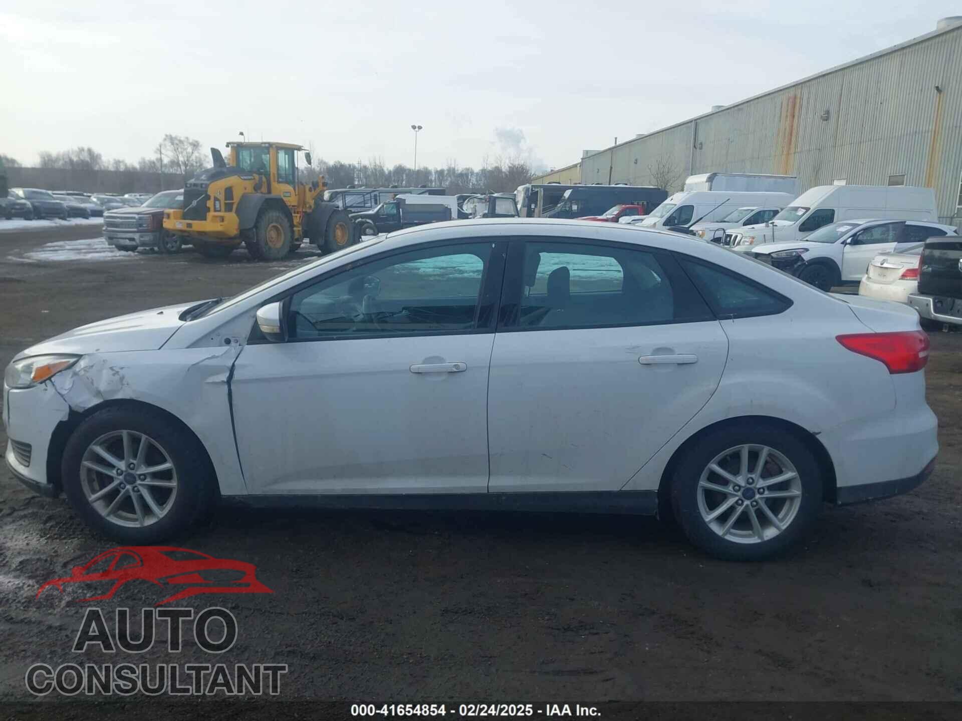 FORD FOCUS 2016 - 1FADP3F2XGL247497