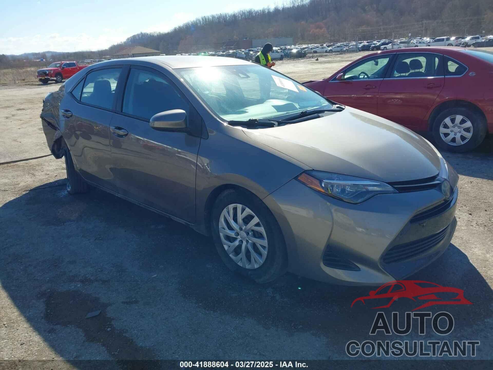 TOYOTA COROLLA 2019 - 5YFBURHE1KP905180