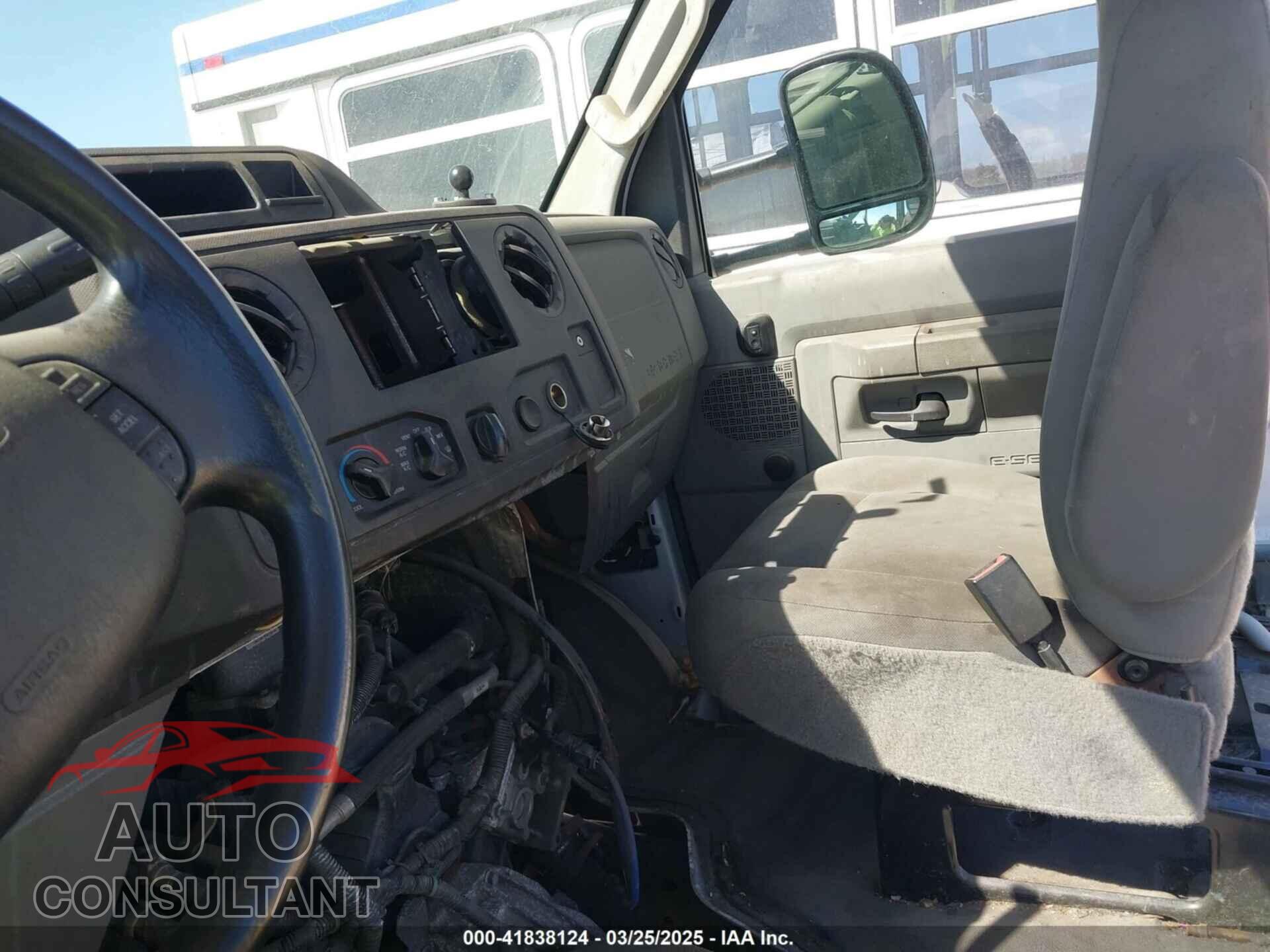 FORD E-350 CUTAWAY 2015 - 1FDWE3FL5FDA20661