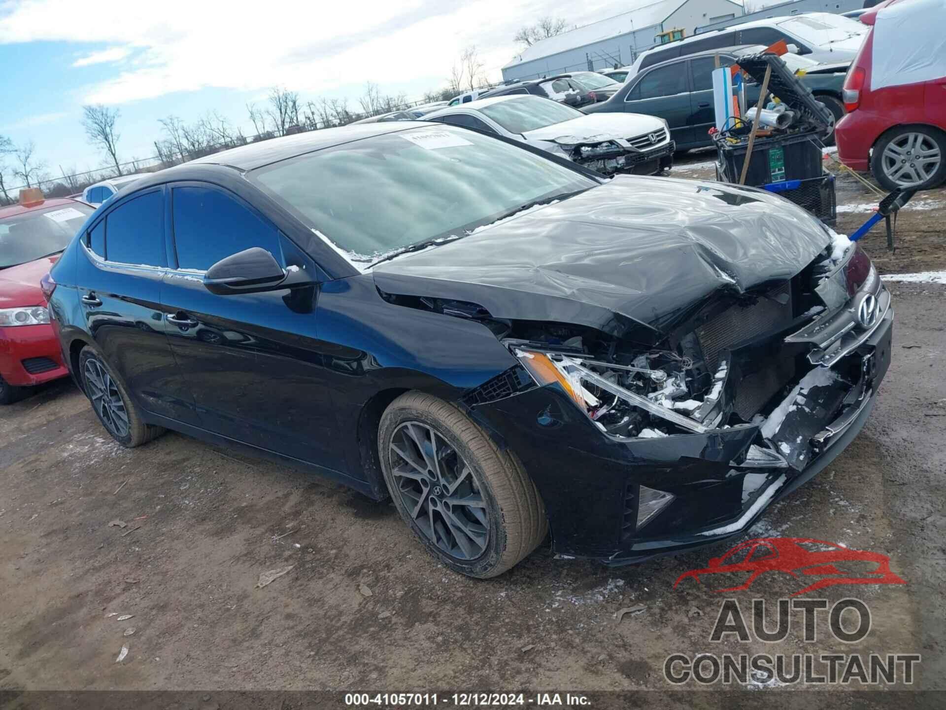 HYUNDAI ELANTRA 2019 - 5NPD84LFXKH430531