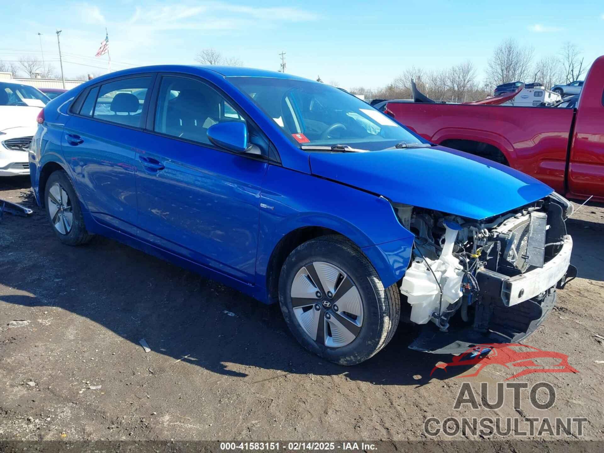 HYUNDAI IONIQ HYBRID 2018 - KMHC65LC3JU072993