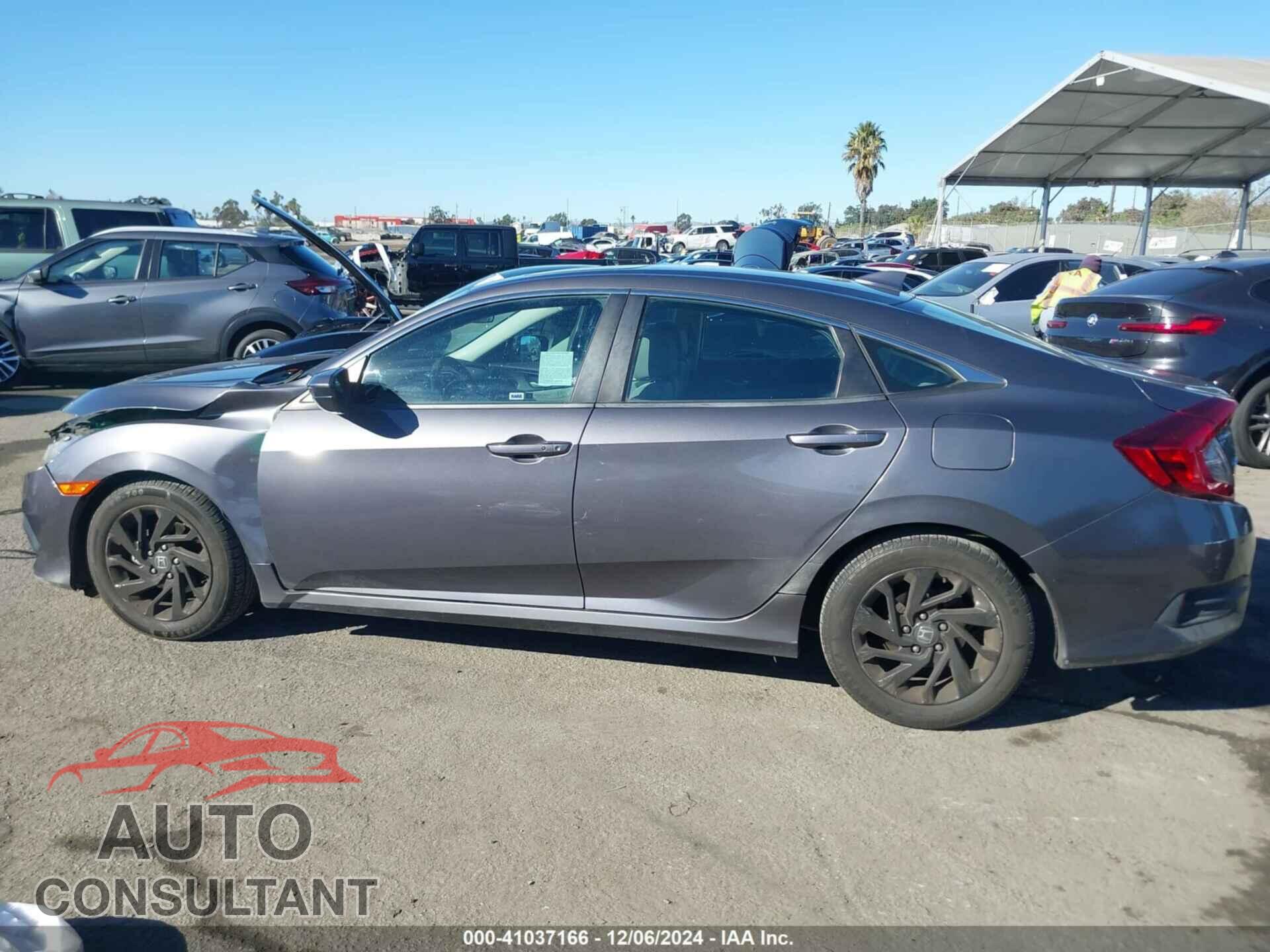 HONDA CIVIC 2017 - 2HGFC2F71HH512568