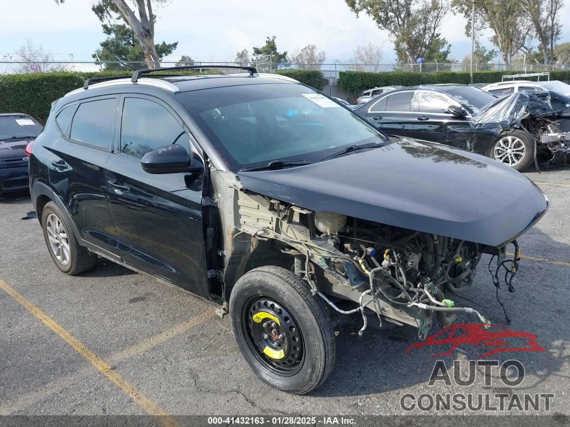 HYUNDAI TUCSON 2017 - KM8J33A44HU439085