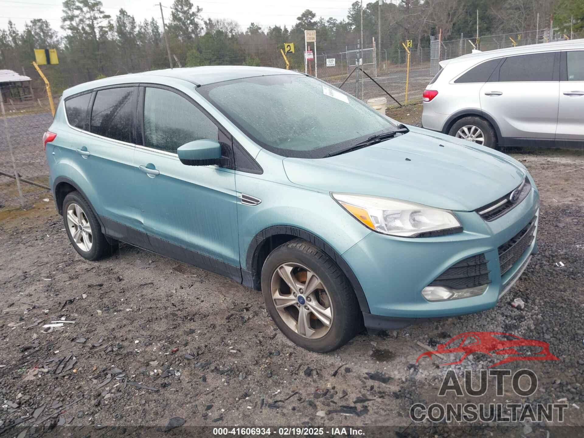 FORD ESCAPE 2013 - 1FMCU0GXXDUB50180