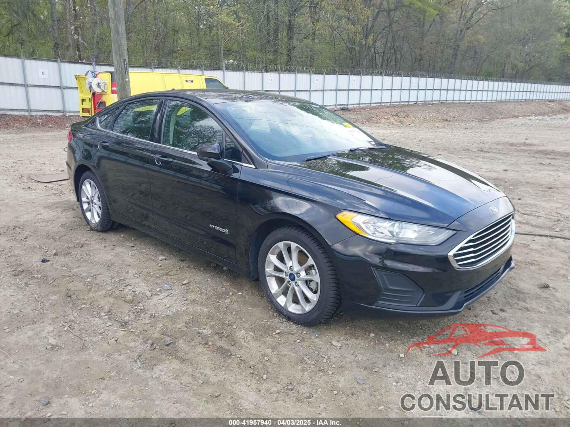 FORD FUSION HYBRID 2019 - 3FA6P0LUXKR243571