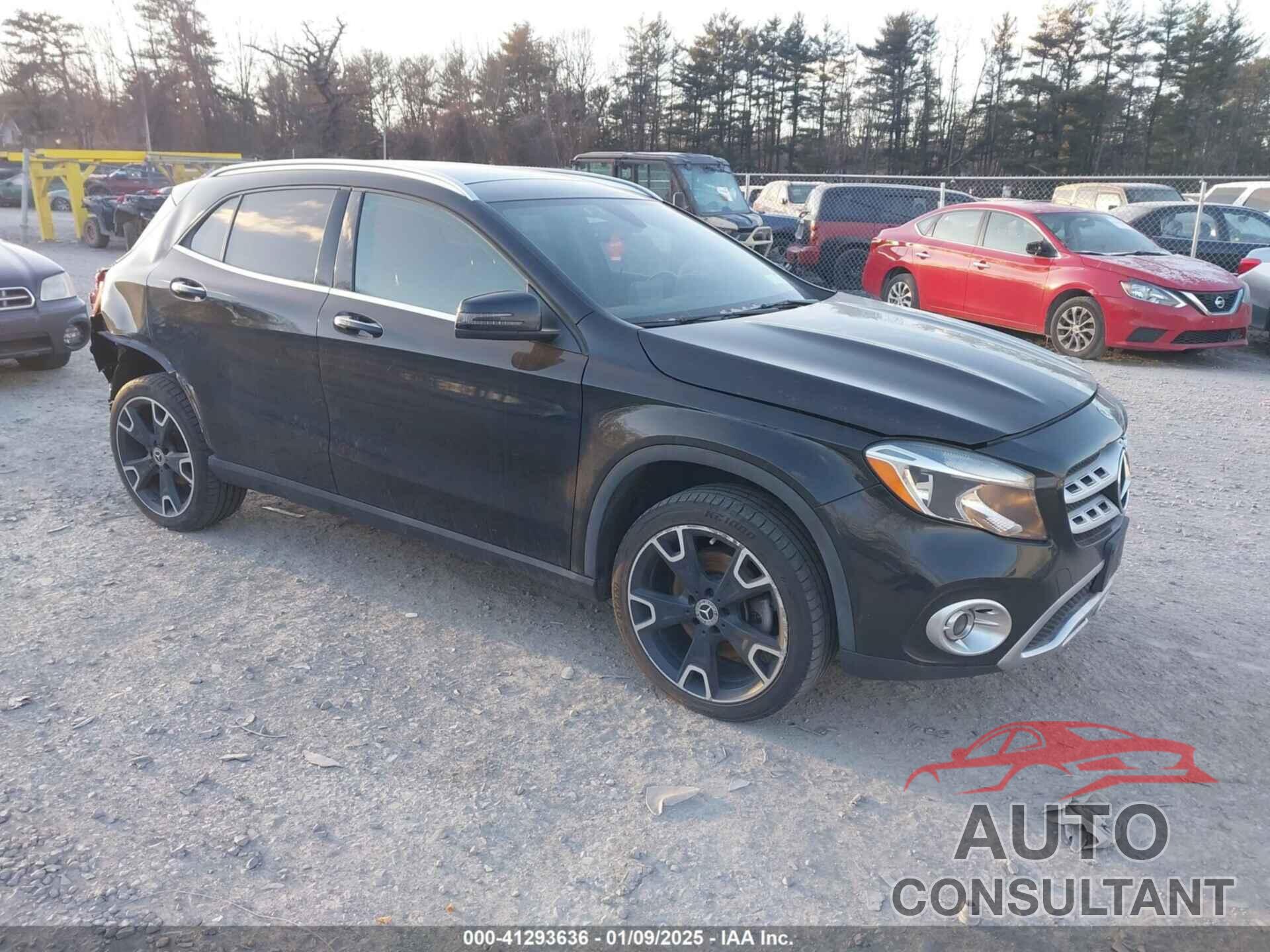 MERCEDES-BENZ GLA 250 2019 - WDCTG4GB0KU012548