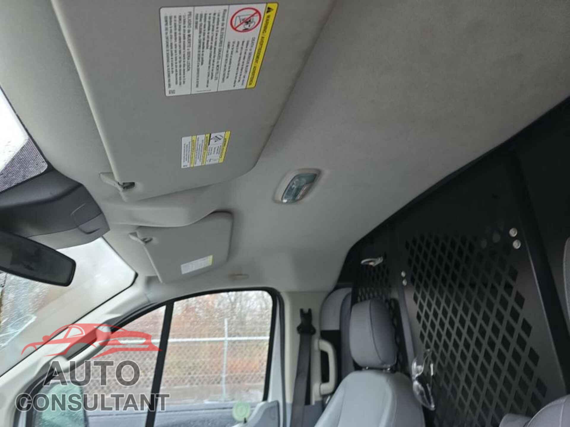 FORD TRANSIT 2017 - 1FTYE1YM5HKA68151
