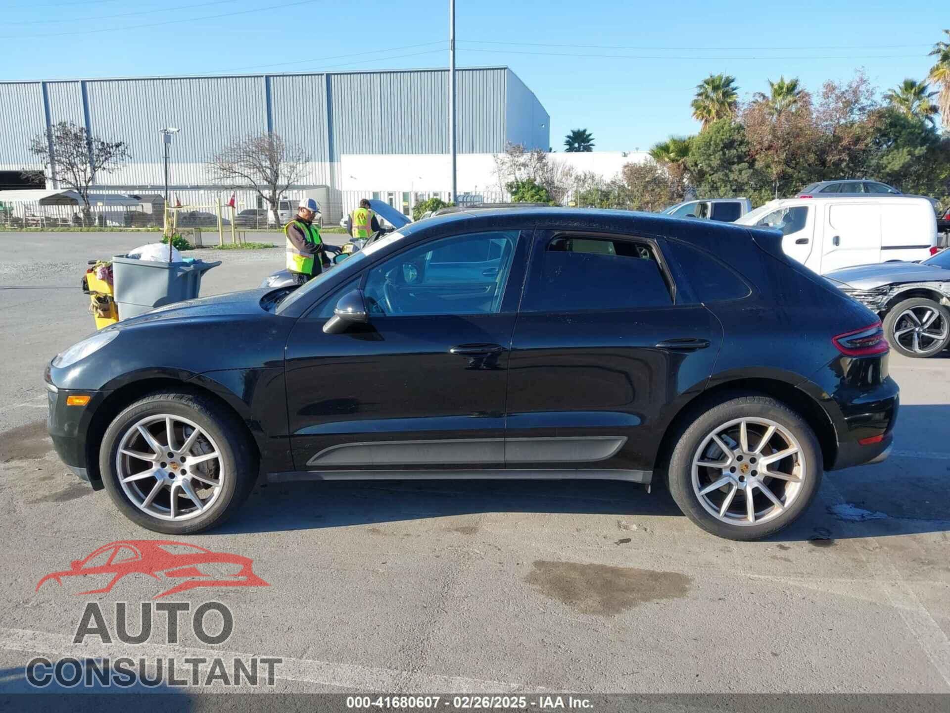 PORSCHE MACAN 2015 - WP1AB2A56FLB52262