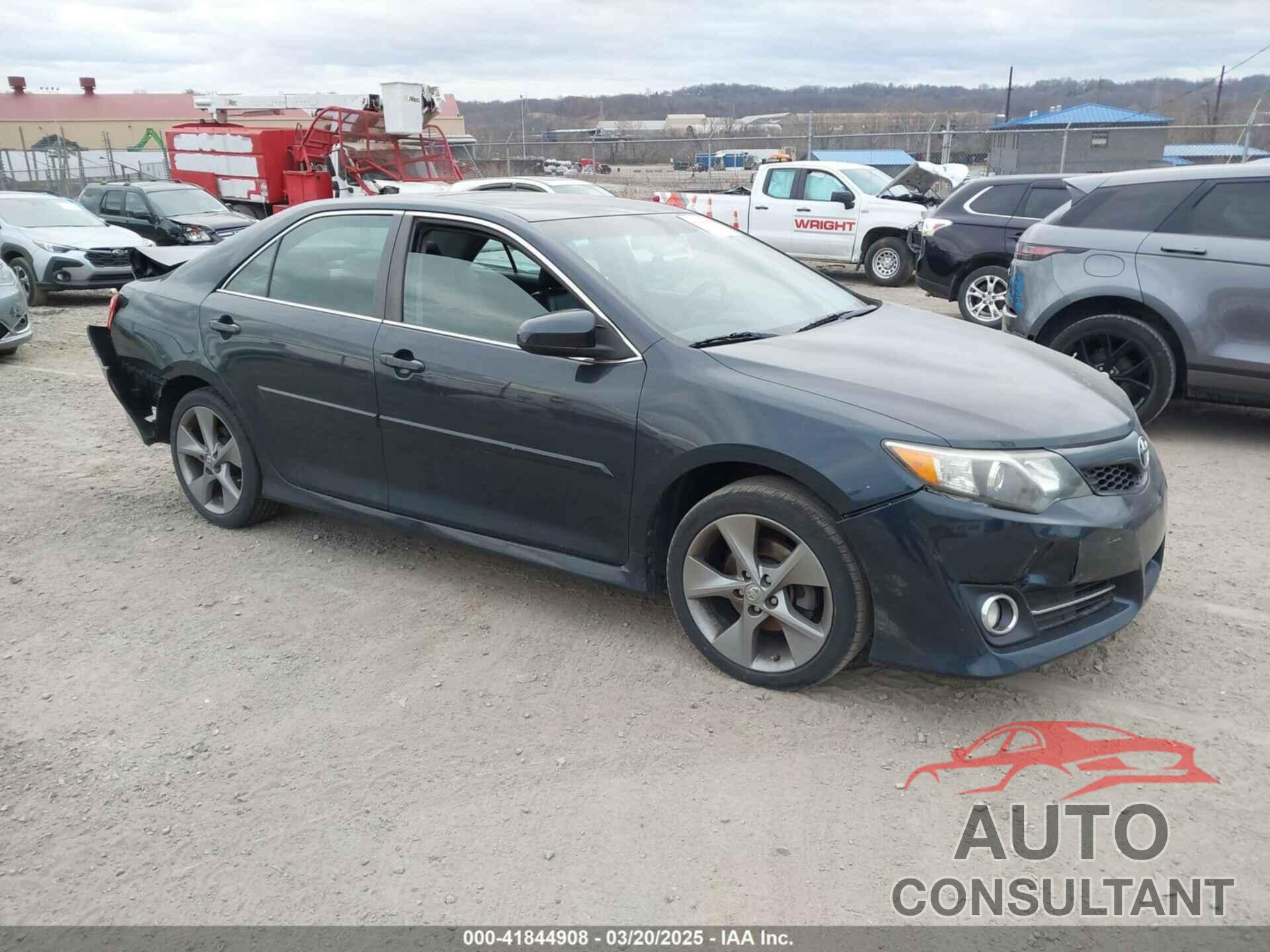 TOYOTA CAMRY 2014 - 4T1BF1FK2EU736634