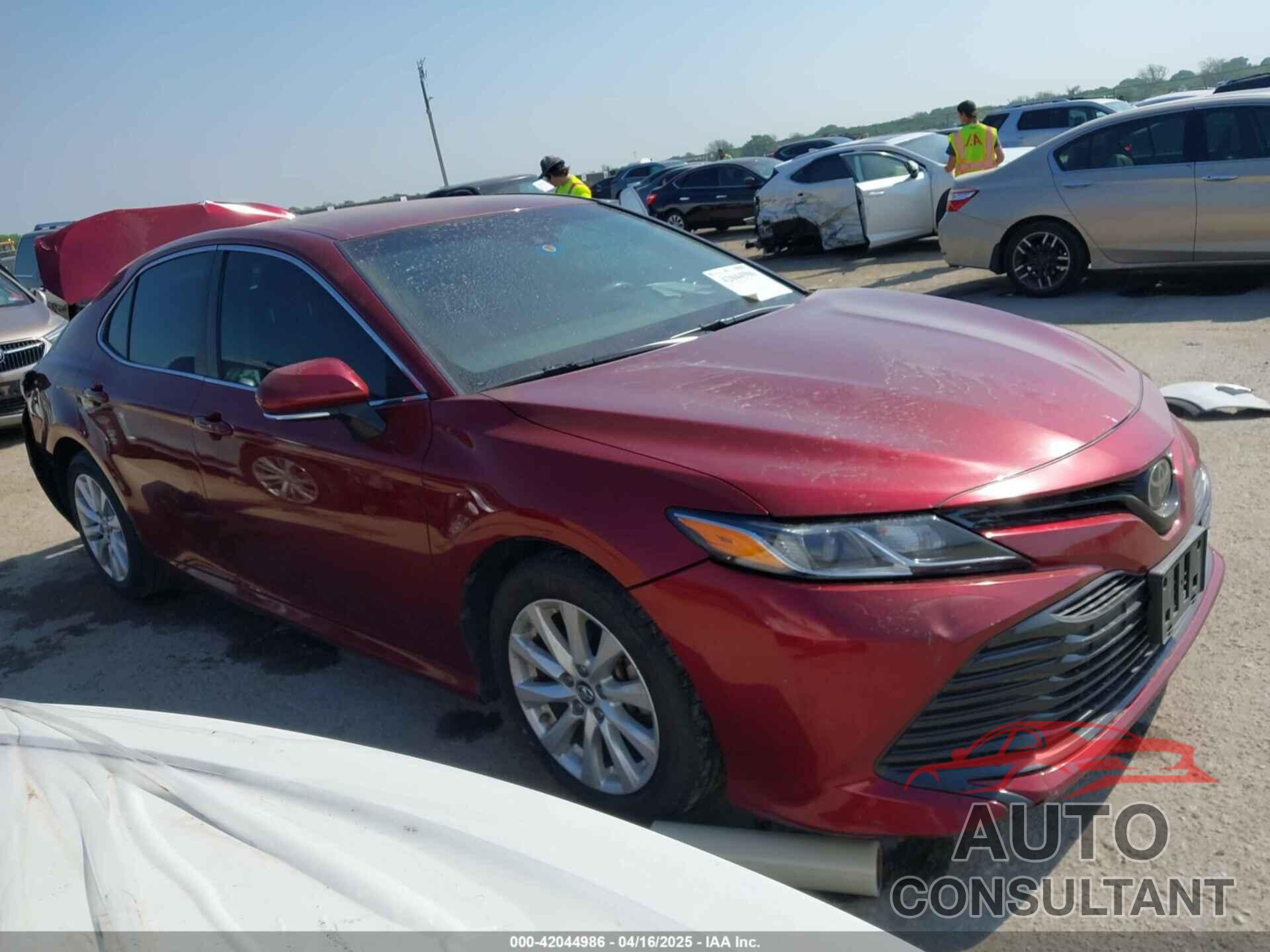 TOYOTA CAMRY 2018 - 4T1B11HKXJU517698