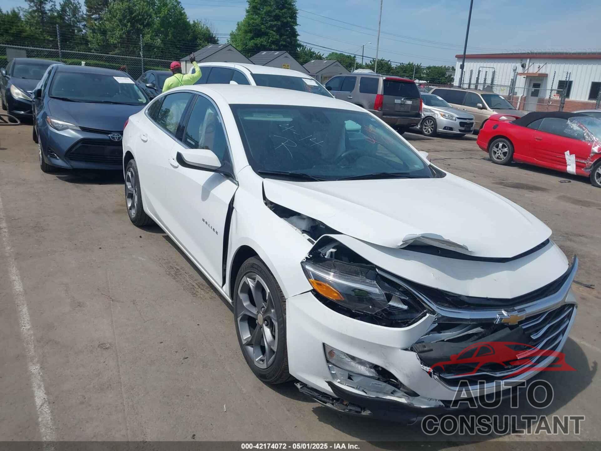 CHEVROLET MALIBU 2024 - 1G1ZD5ST5RF140452