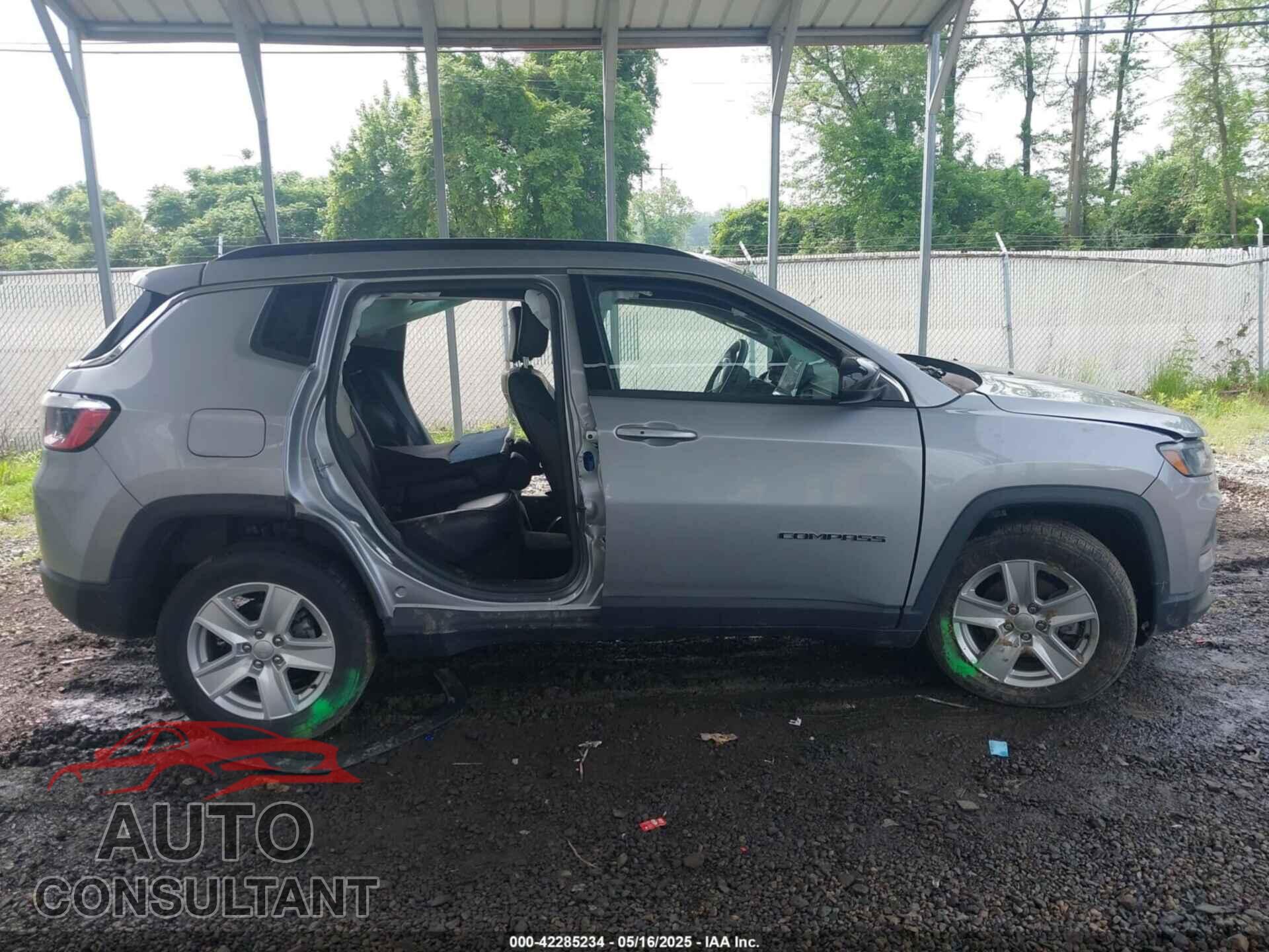 JEEP COMPASS 2022 - 3C4NJCBB0NT140157