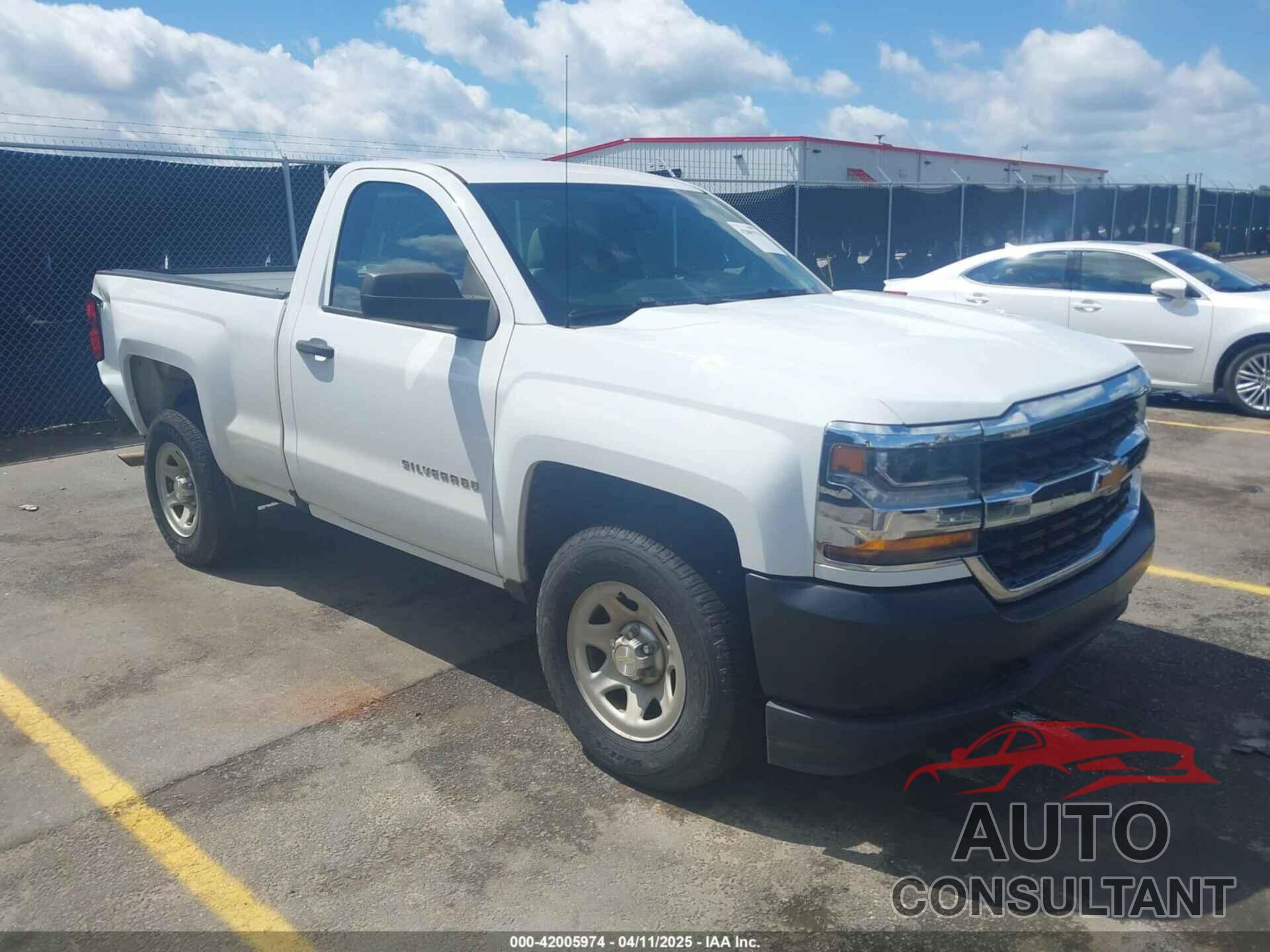 CHEVROLET SILVERADO 1500 2017 - 1GCNKNEC2HZ274503