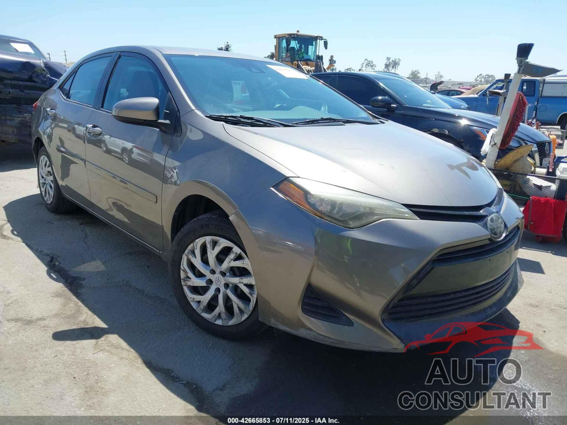 TOYOTA COROLLA 2017 - 2T1BURHE8HC784821