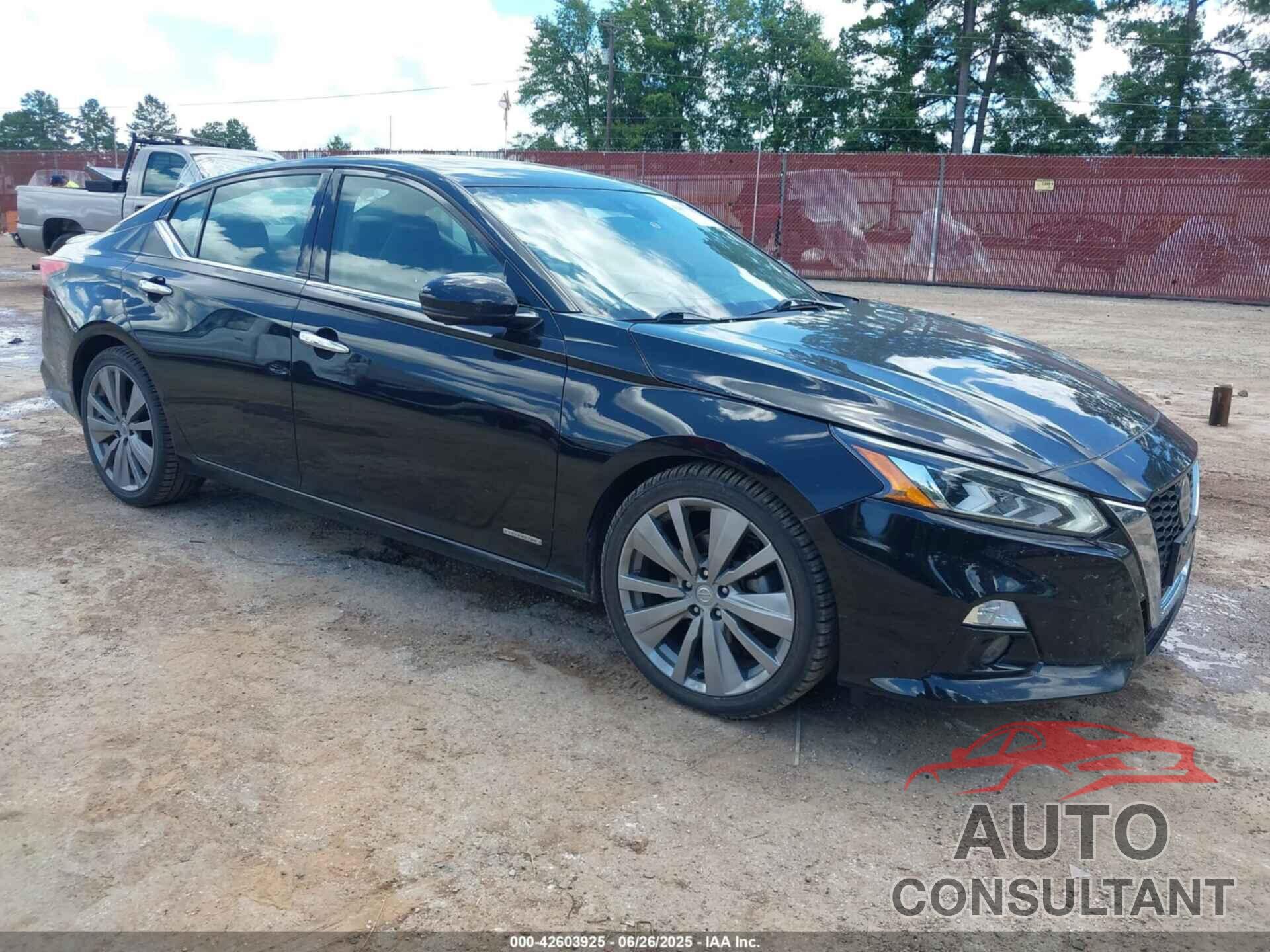 NISSAN ALTIMA 2019 - 1N4AL4FV3KC100669