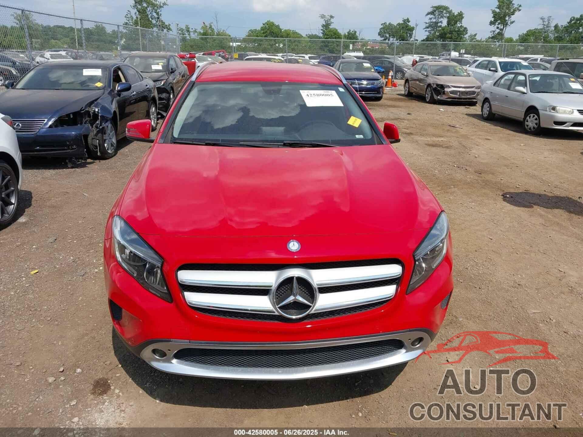 MERCEDES-BENZ GLA 250 2015 - WDCTG4GB9FJ178364