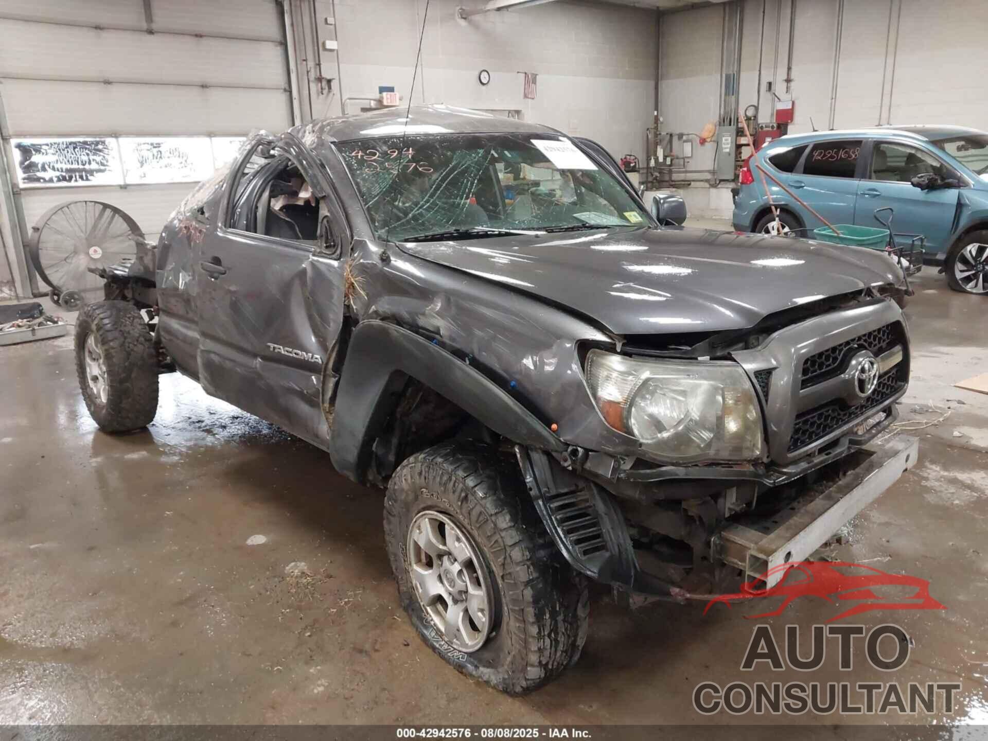 TOYOTA TACOMA 2011 - 5TFUX4EN9BX005510
