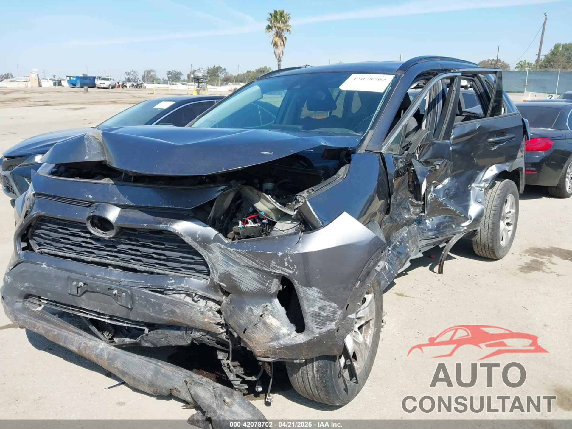 TOYOTA RAV4 2021 - 2T3W1RFV4MC126881