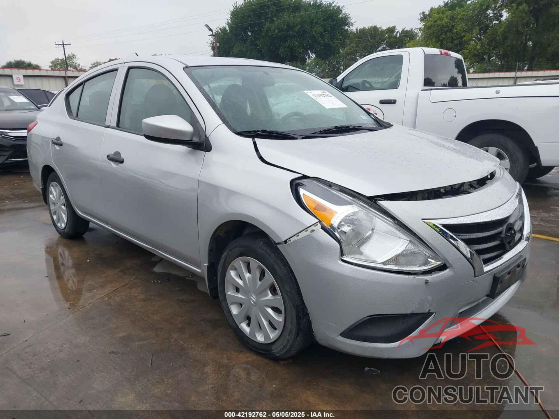 NISSAN VERSA 2017 - 3N1CN7APXHL830327