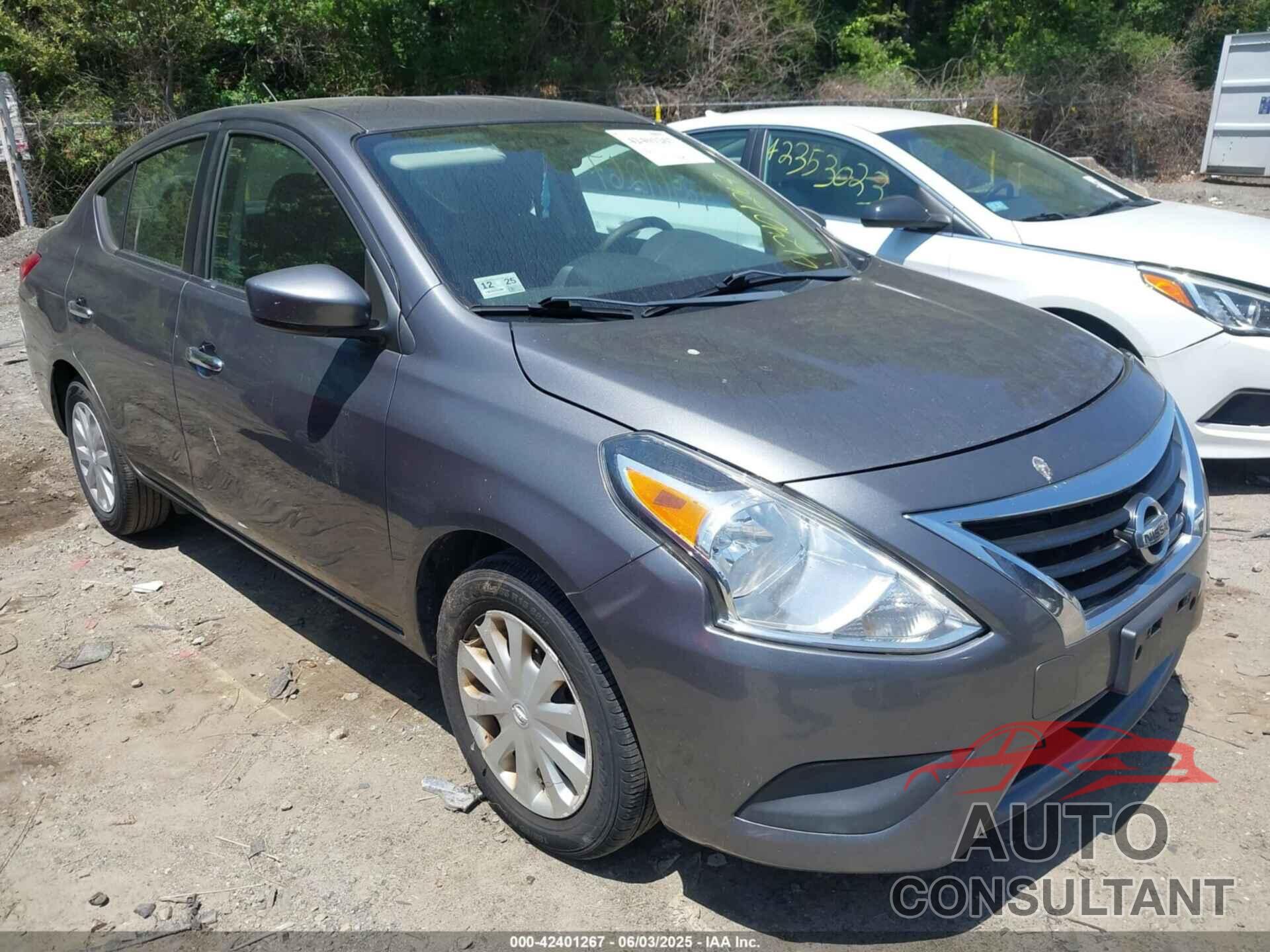 NISSAN VERSA 2018 - 3N1CN7AP0JL831976