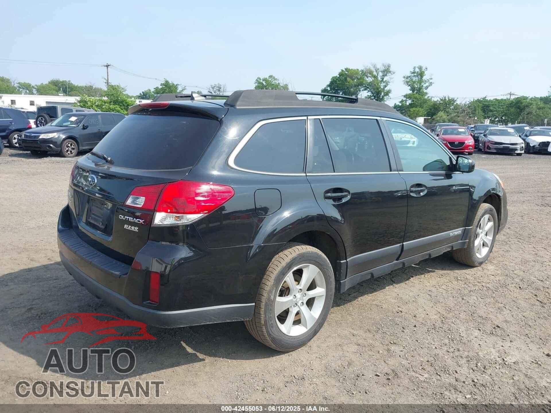 SUBARU OUTBACK 2013 - 4S4BRBLC2D3225472