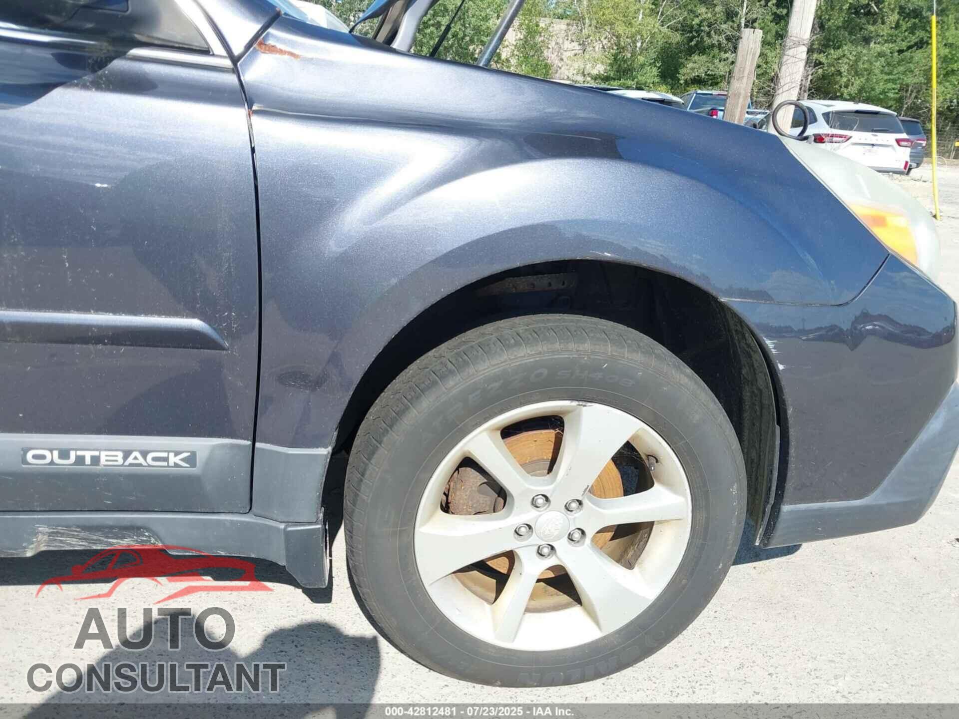 SUBARU OUTBACK 2013 - 4S4BRBGC2D3278103