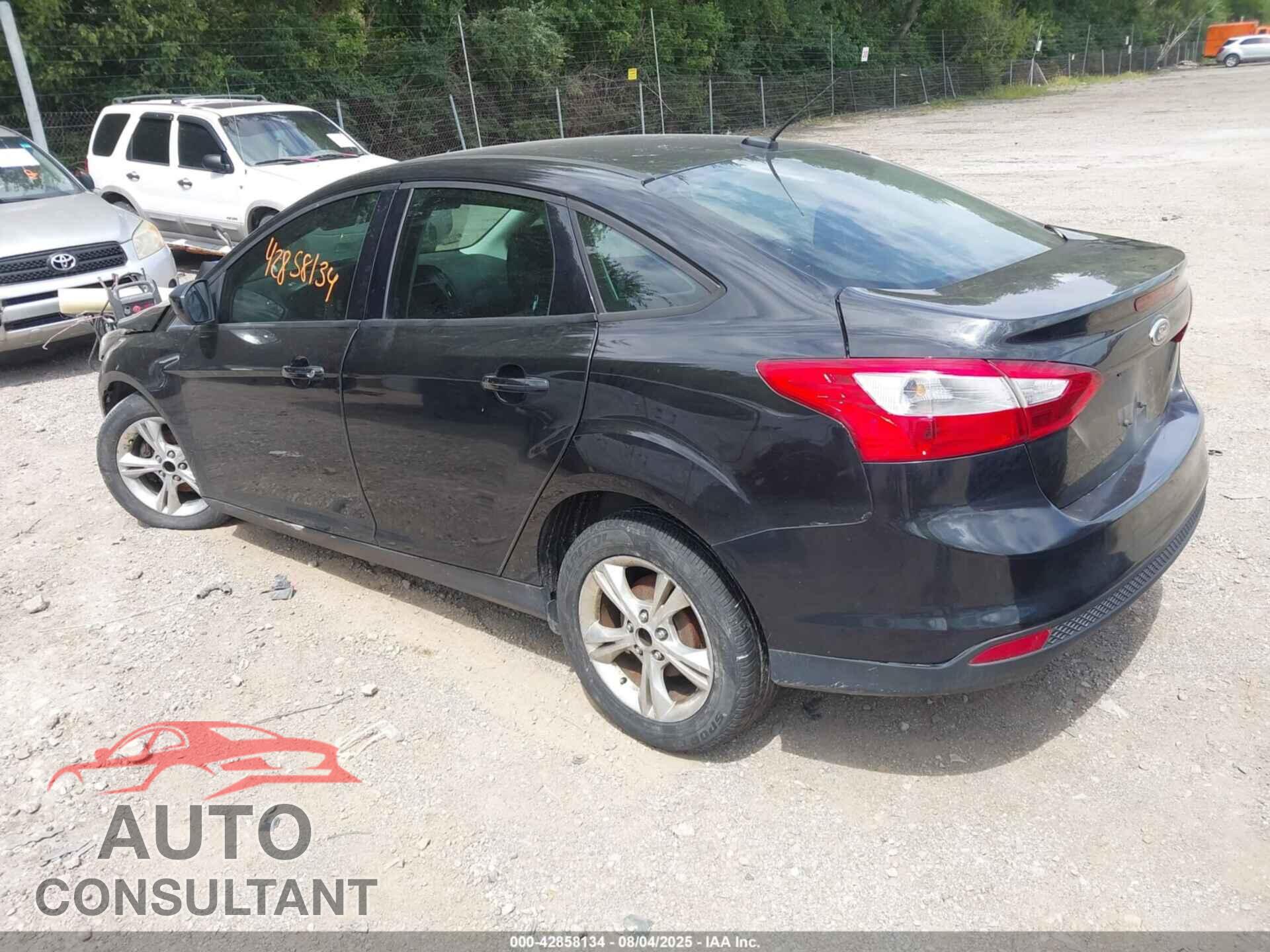 FORD FOCUS 2012 - 1FAHP3F25CL102010