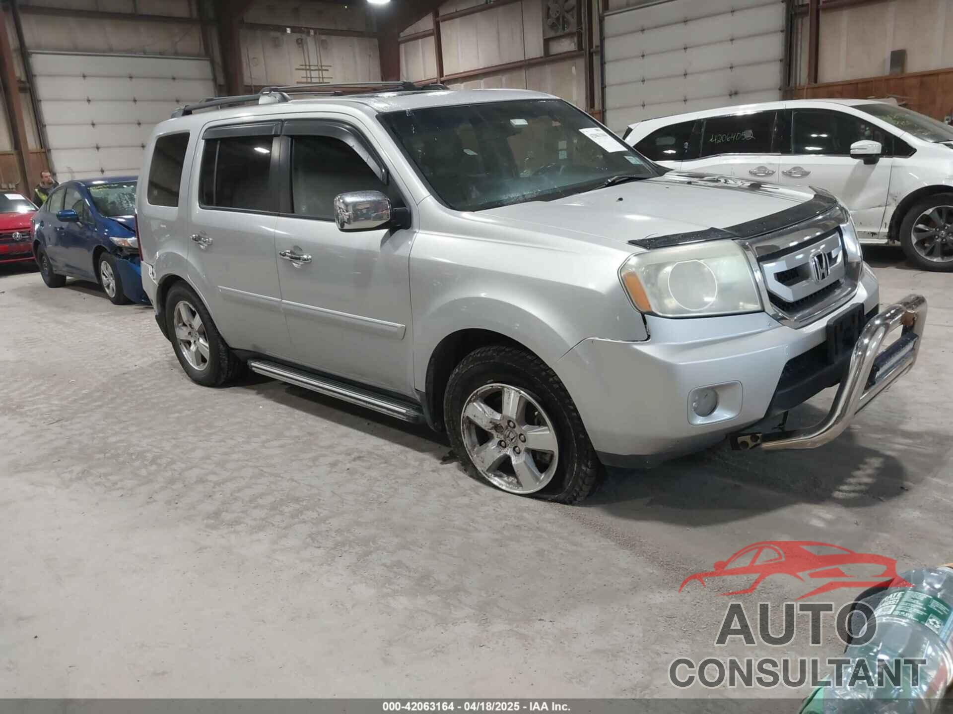 HONDA PILOT 2011 - 5FNYF4H65BB009721