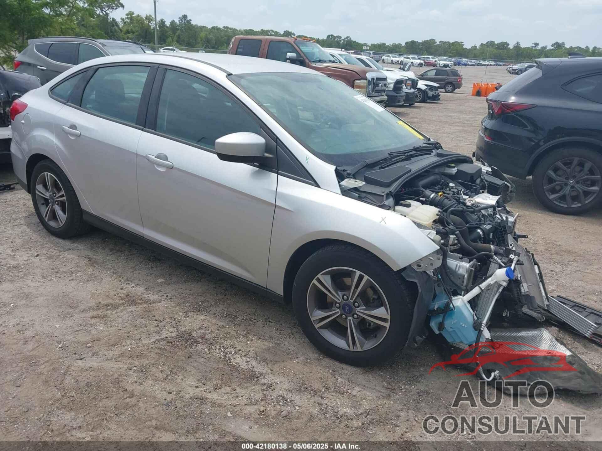 FORD FOCUS 2018 - 1FADP3FE4JL214013