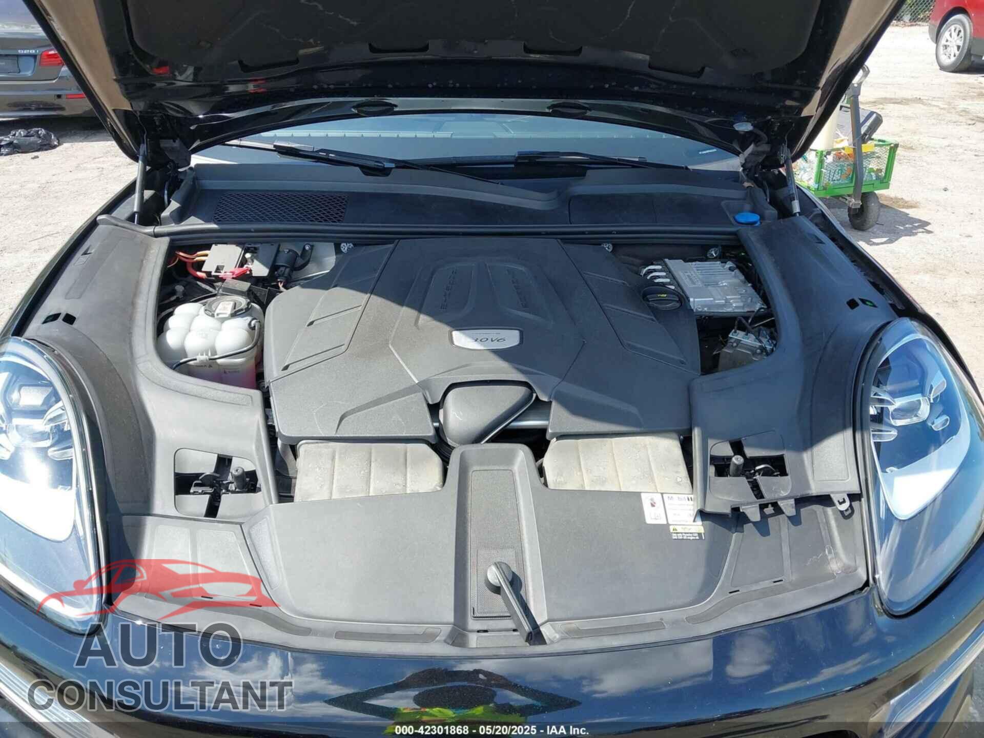 PORSCHE CAYENNE 2023 - WP1AA2AYXPDA01076
