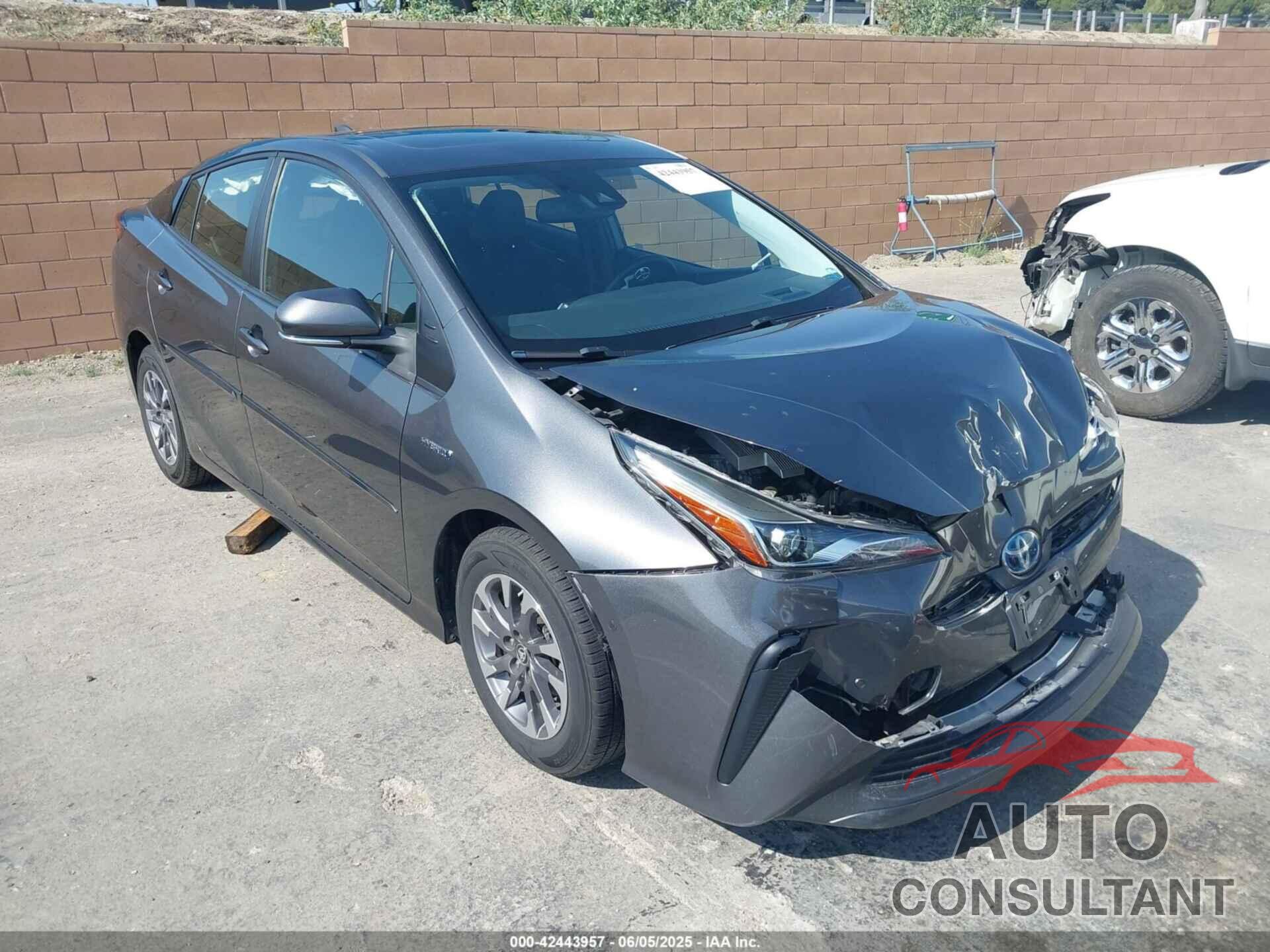 TOYOTA PRIUS 2021 - JTDKAMFU4M3144985