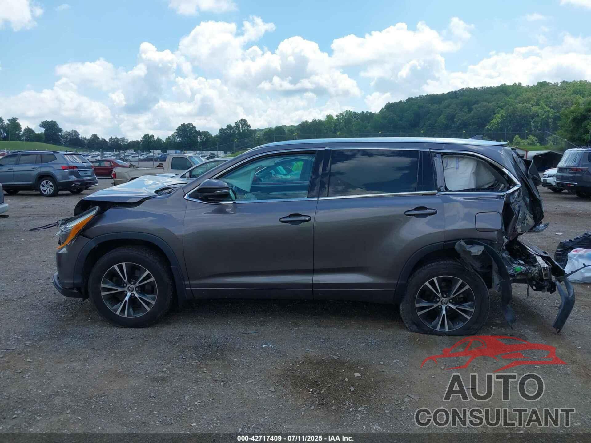 TOYOTA HIGHLANDER 2016 - 5TDKKRFH0GS140982