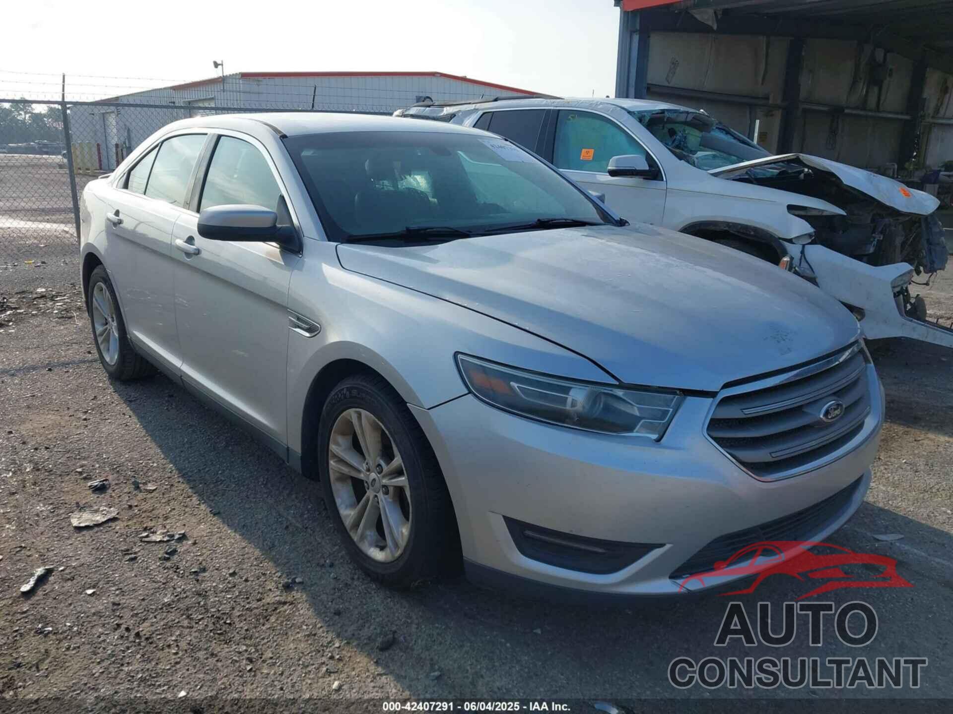 FORD TAURUS 2015 - 1FAHP2E85FG174242