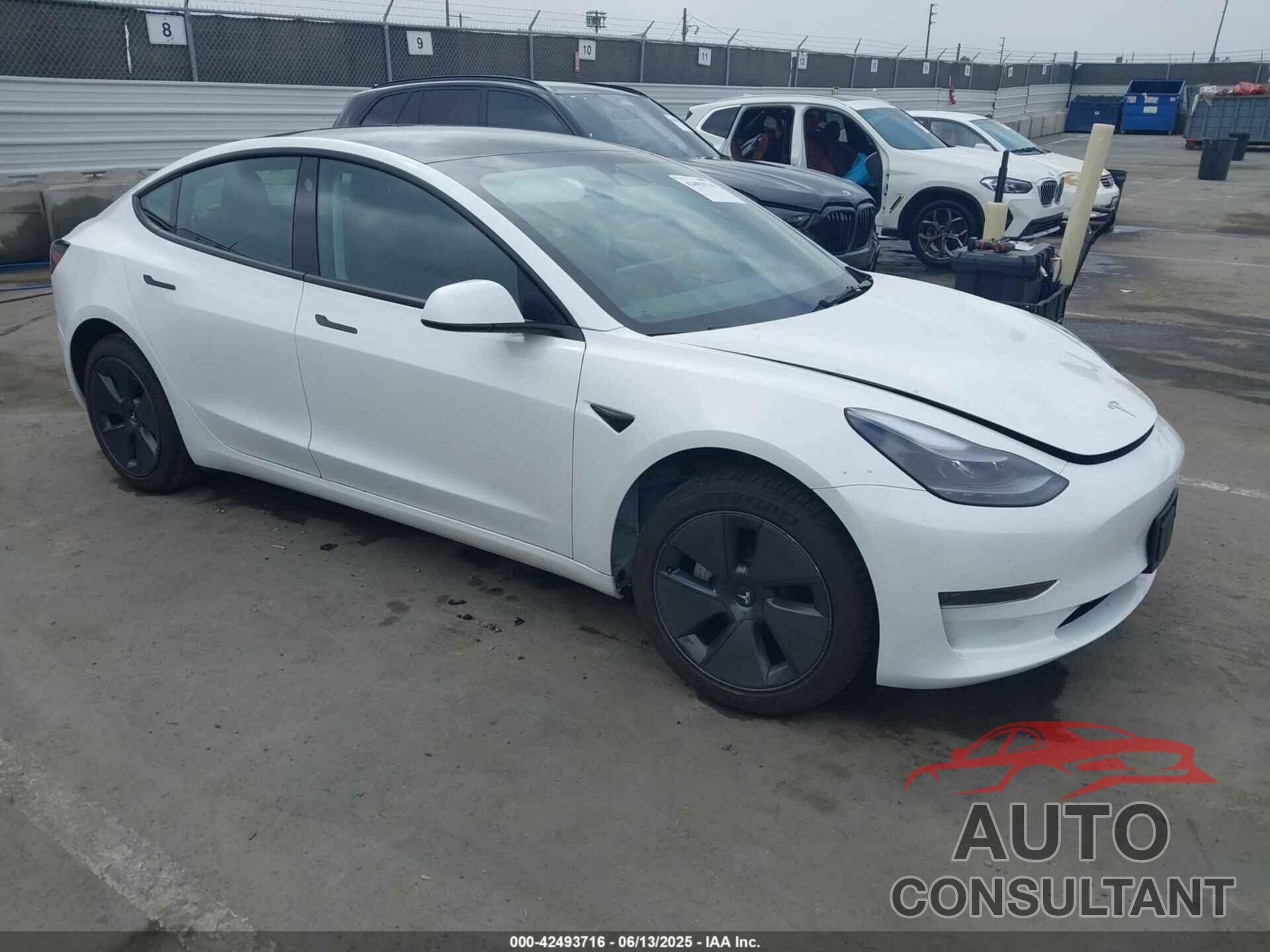 TESLA MODEL 3 2023 - 5YJ3E1EA5PF496902