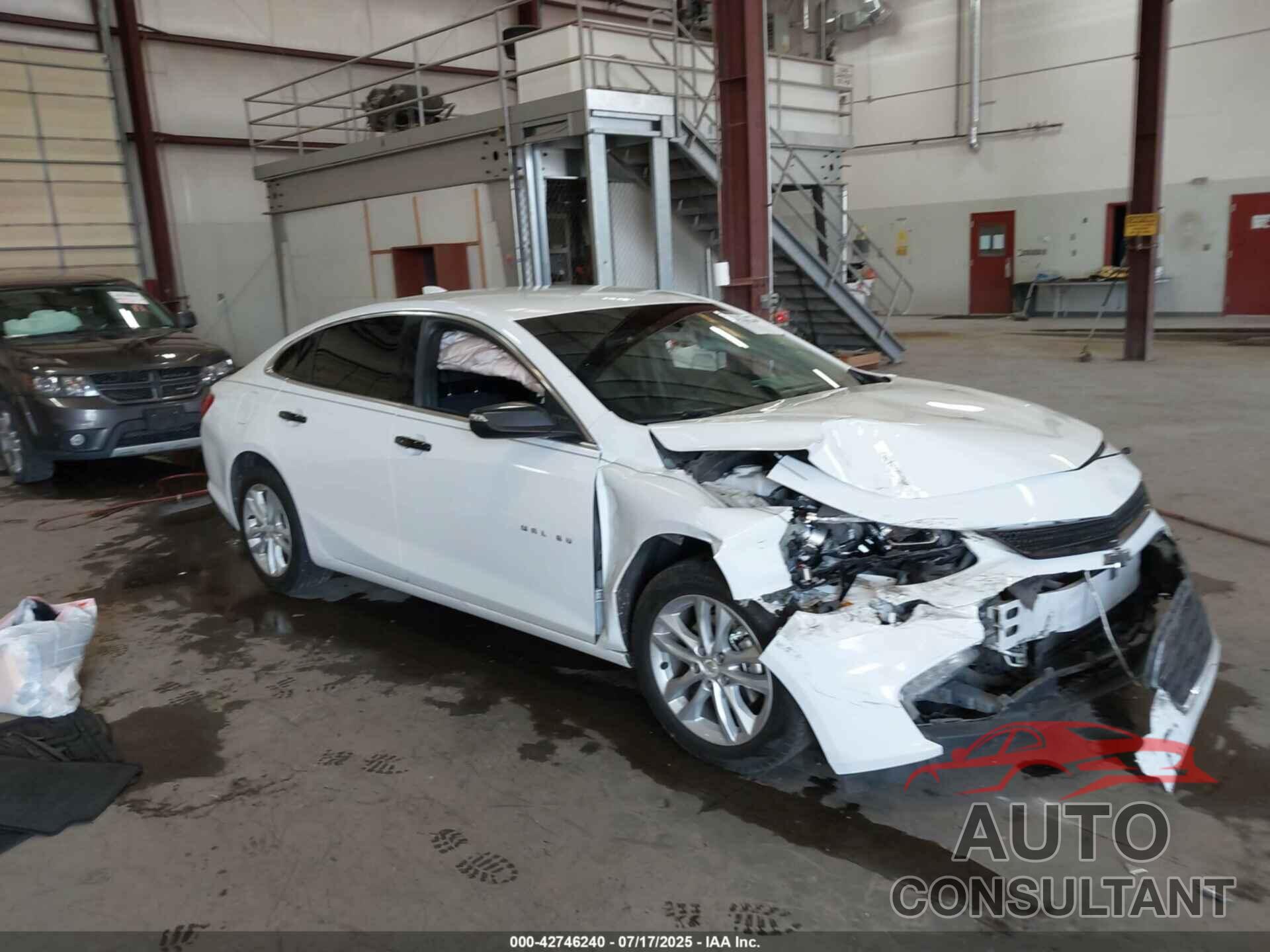 CHEVROLET MALIBU 2018 - 1G1ZD5ST8JF183803