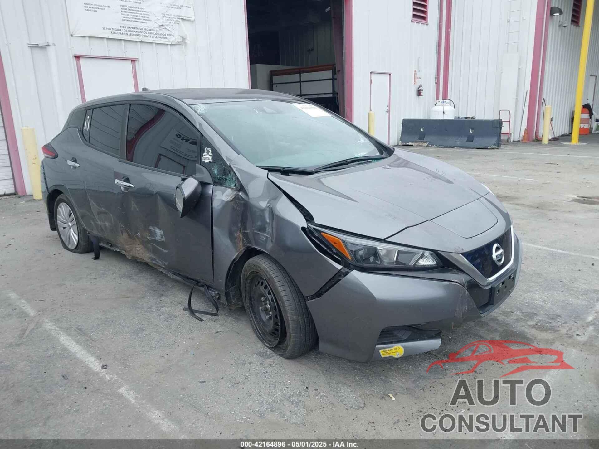 NISSAN LEAF 2022 - 1N4AZ1BV2NC557836