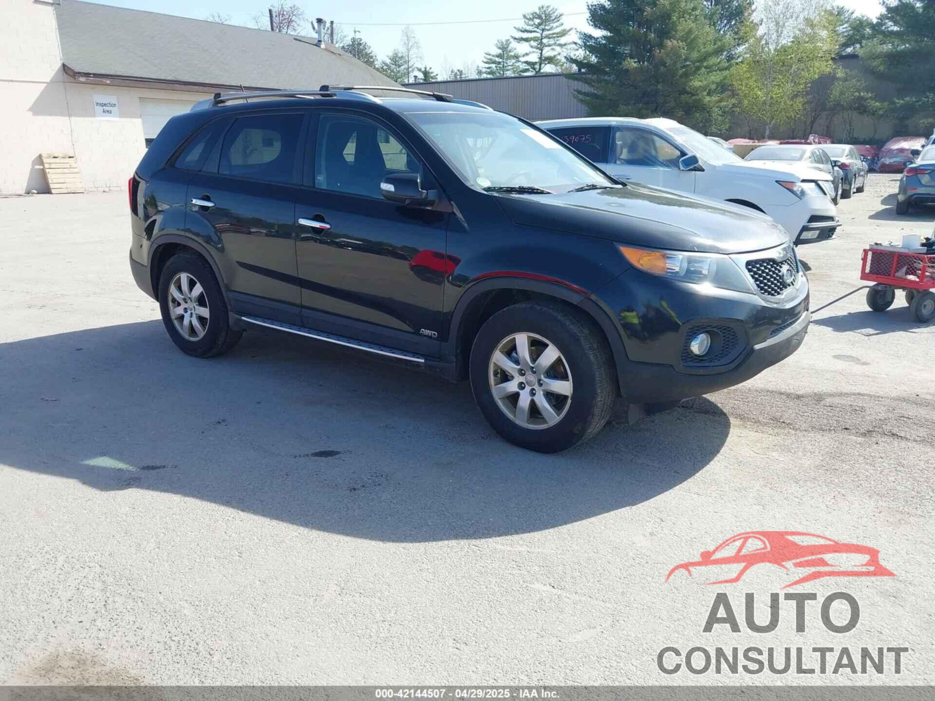 KIA SORENTO 2013 - 5XYKTCA60DG347929