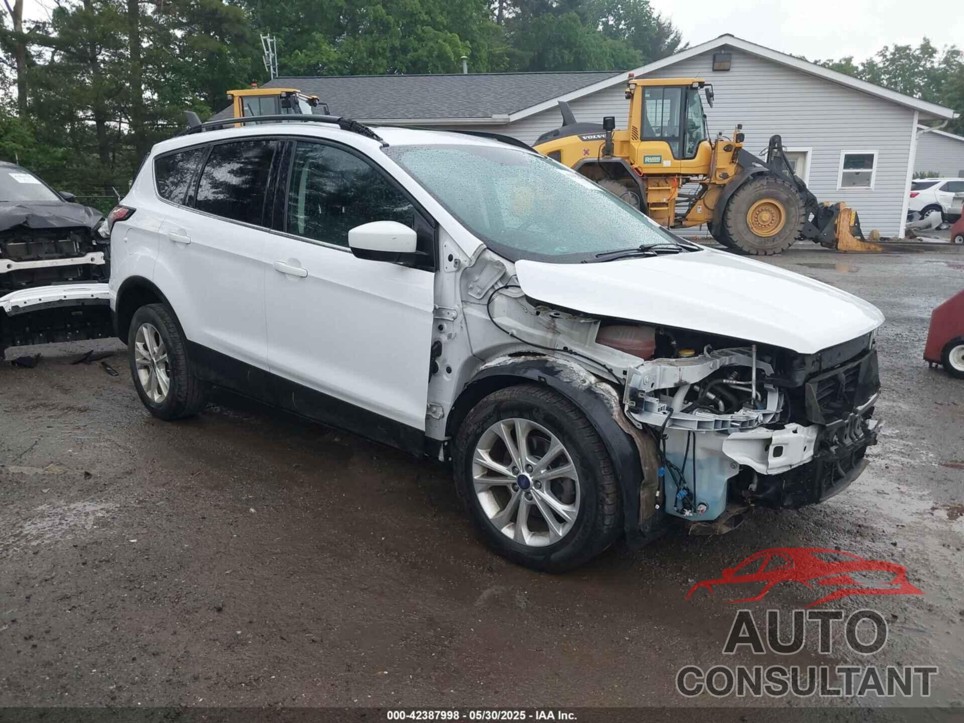 FORD ESCAPE 2018 - 1FMCU0HD7JUA61943