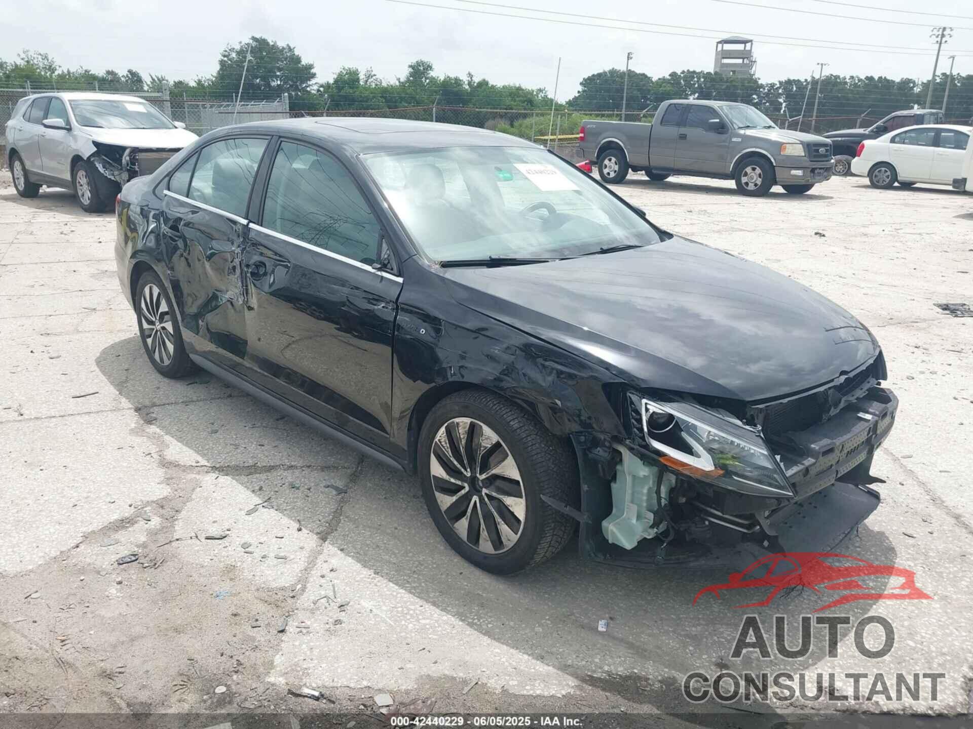 VOLKSWAGEN JETTA HYBRID 2014 - 3VW637AJ4EM230594