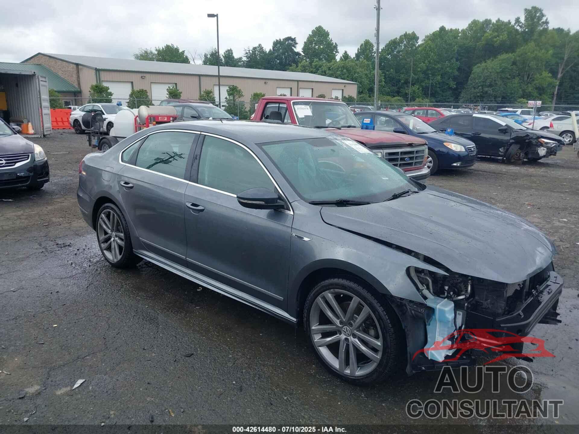 VOLKSWAGEN PASSAT 2017 - 1VWDT7A31HC054764